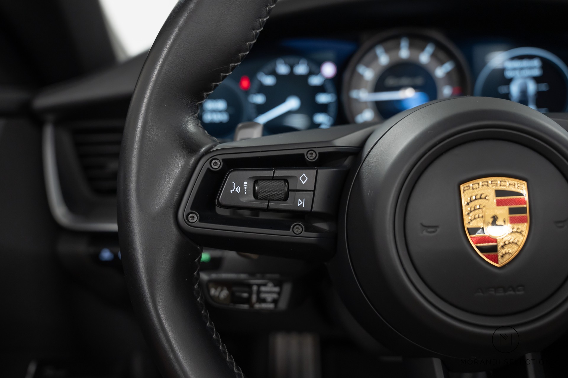 PORSCHE 911 Cabriolet 3.7 Turbo S PDK-image-23