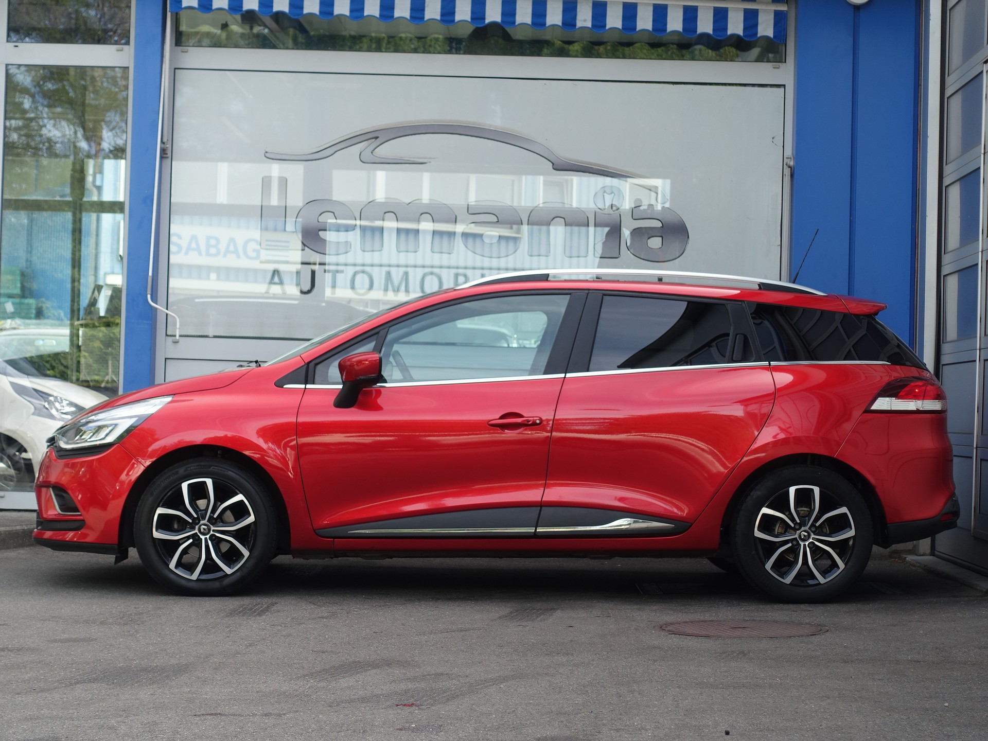RENAULT Clio Grandtour 1.5 dCi Intens-image-6