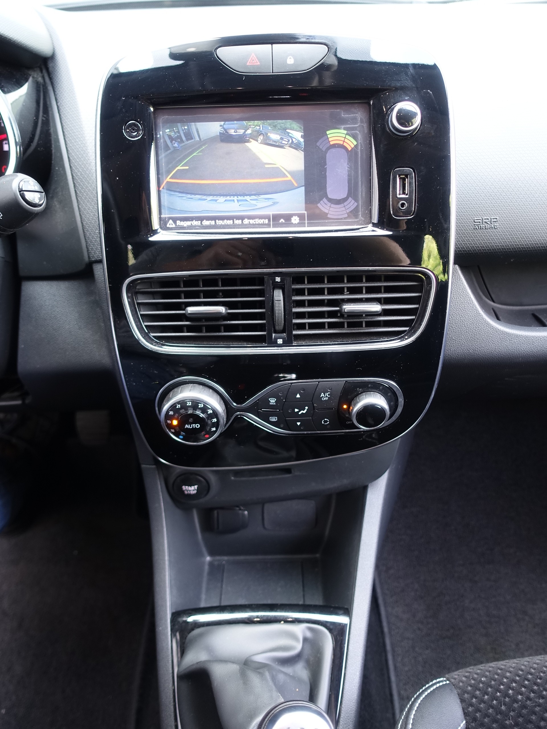 RENAULT Clio Grandtour 1.5 dCi Intens-image-11