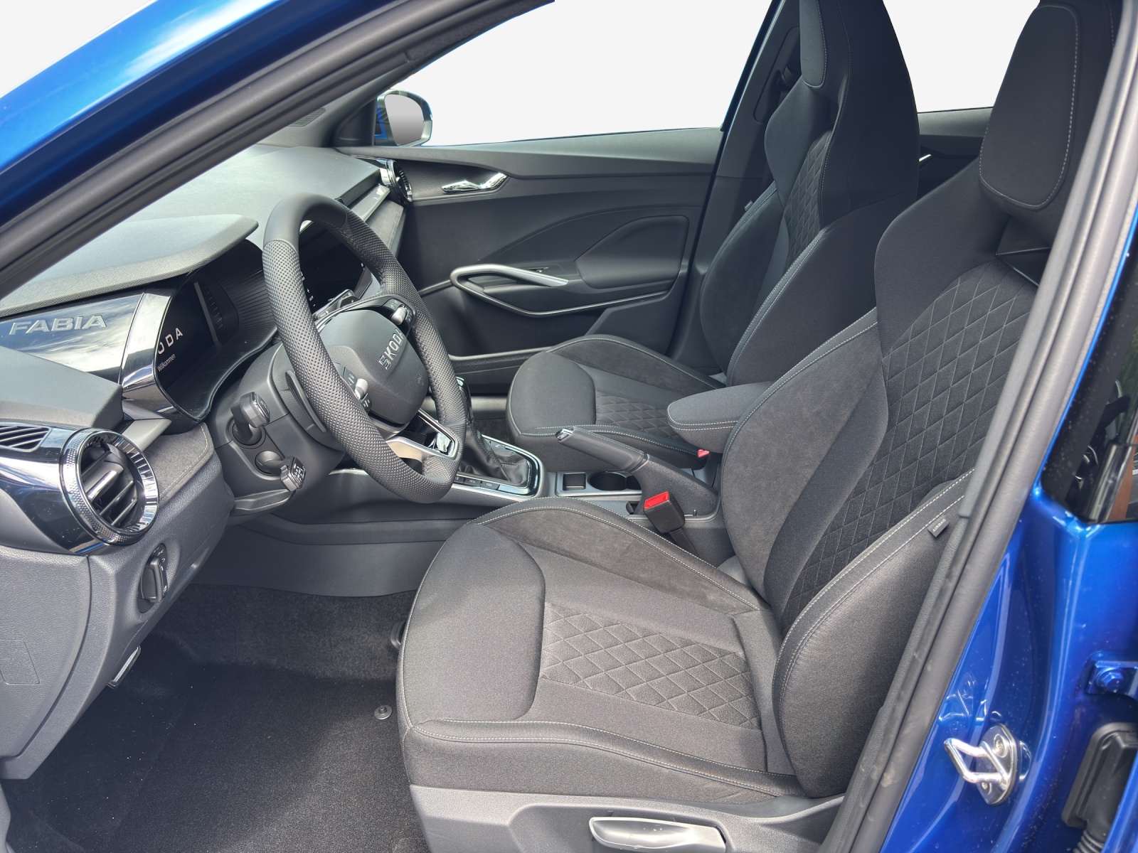 SKODA Fabia 1.0 TSI Dynamic DSG-image-7