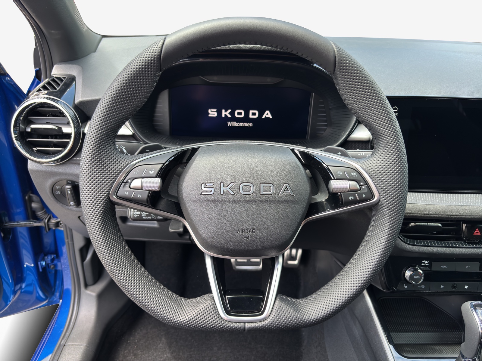 SKODA Fabia 1.0 TSI Dynamic DSG-image-9