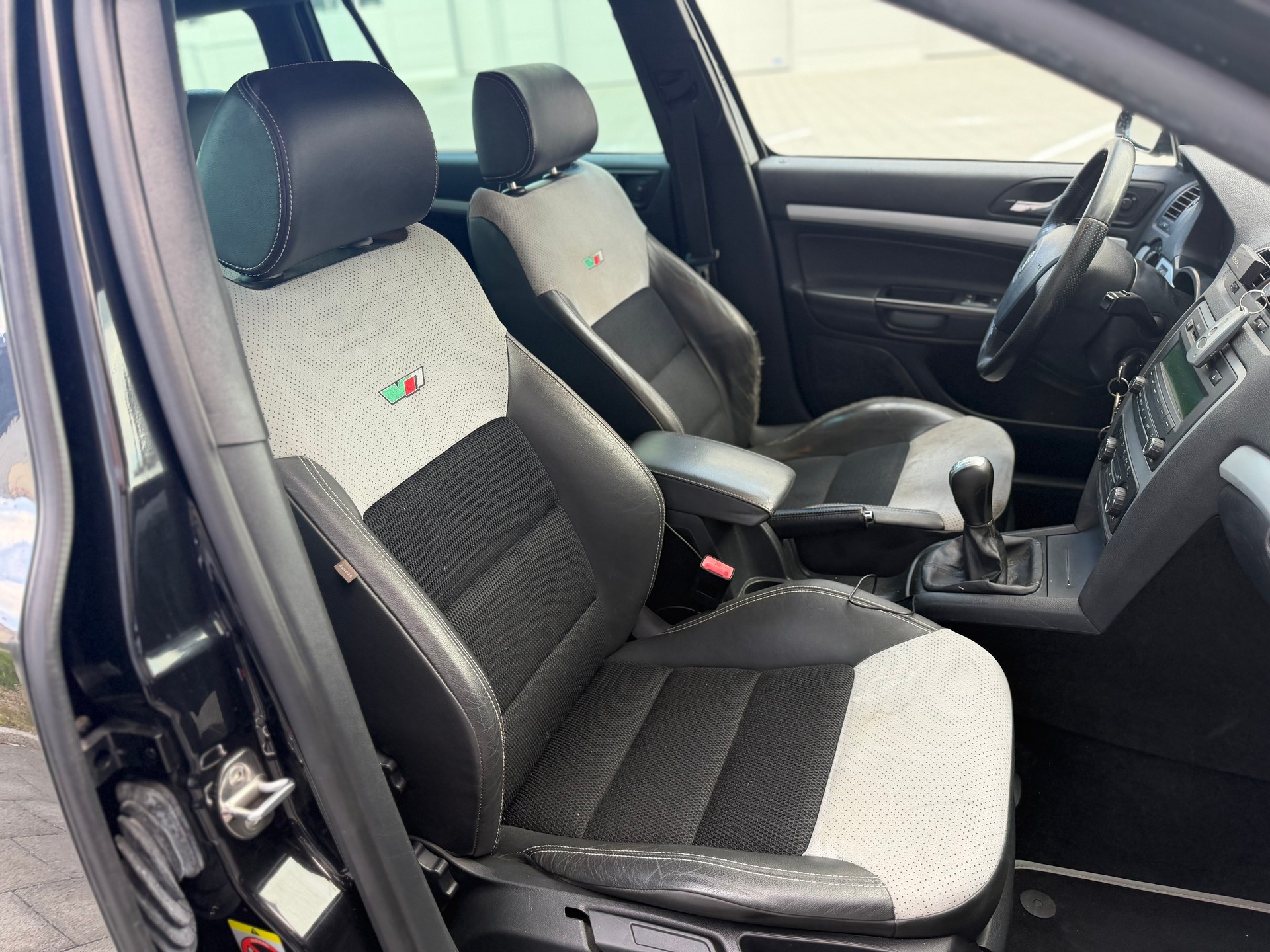 SKODA Octavia 2.0 TFSI RS-image-9