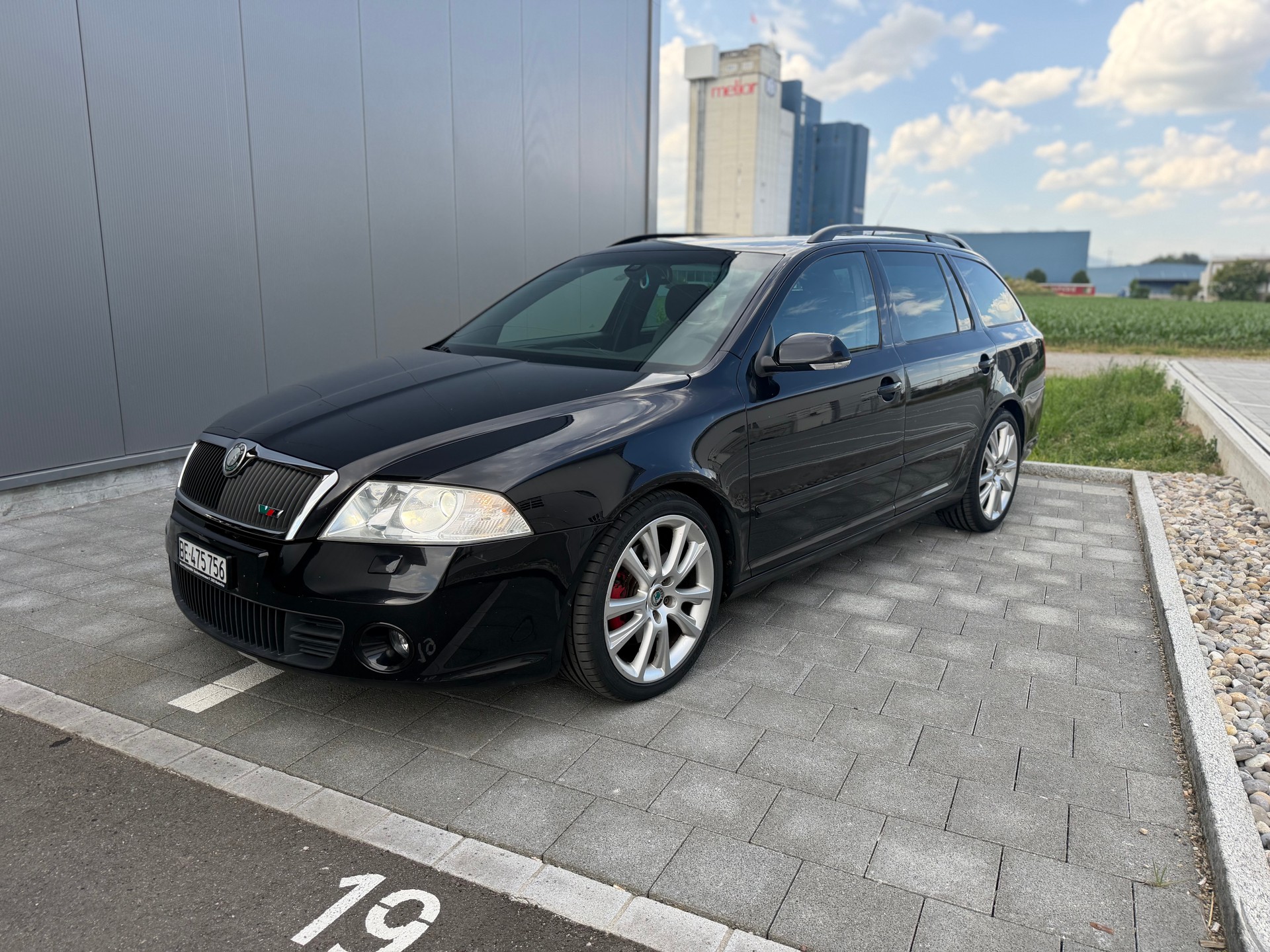SKODA Octavia 2.0 TFSI RS-image-0
