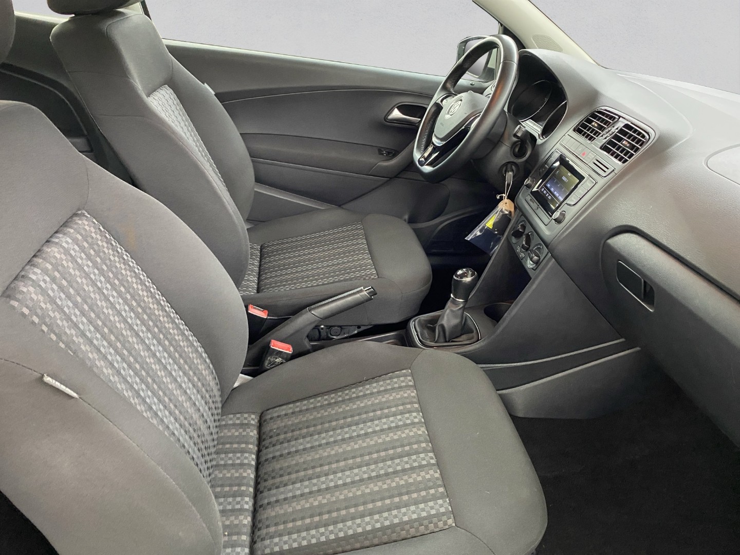 VW Polo 1.0 BMT Trendline-image-10