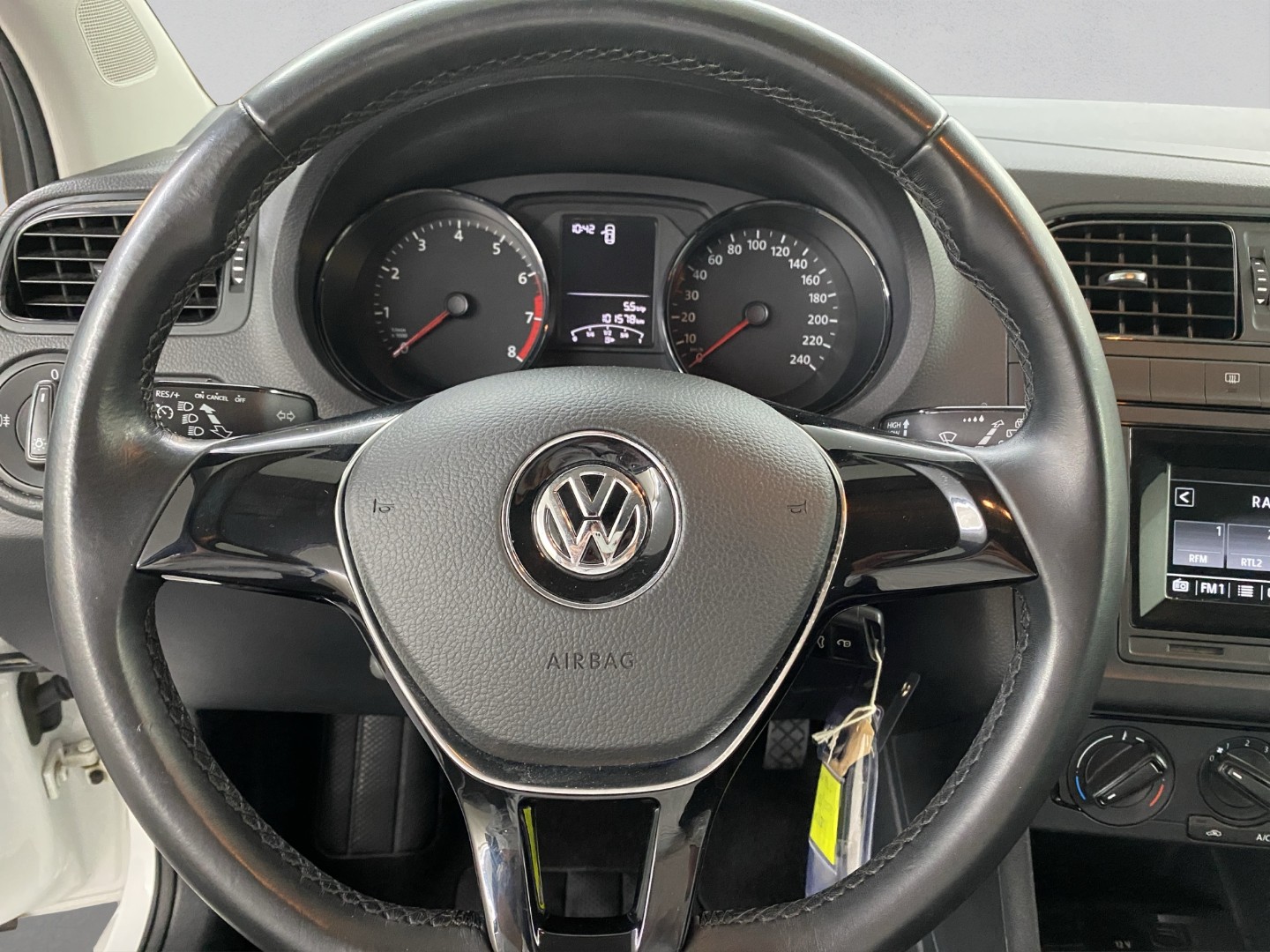 VW Polo 1.0 BMT Trendline-image-11