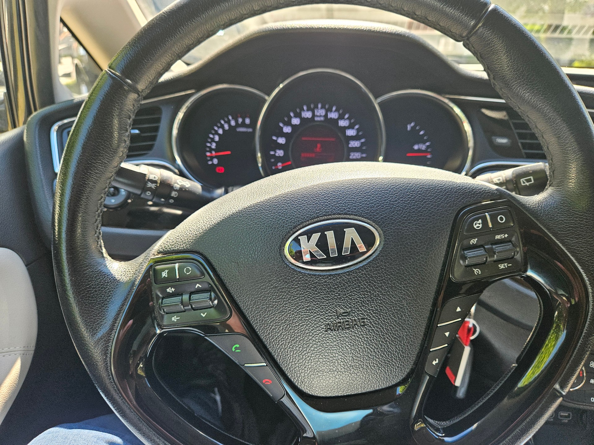 KIA Cee'd 1.0 T-GDi Style-image-9