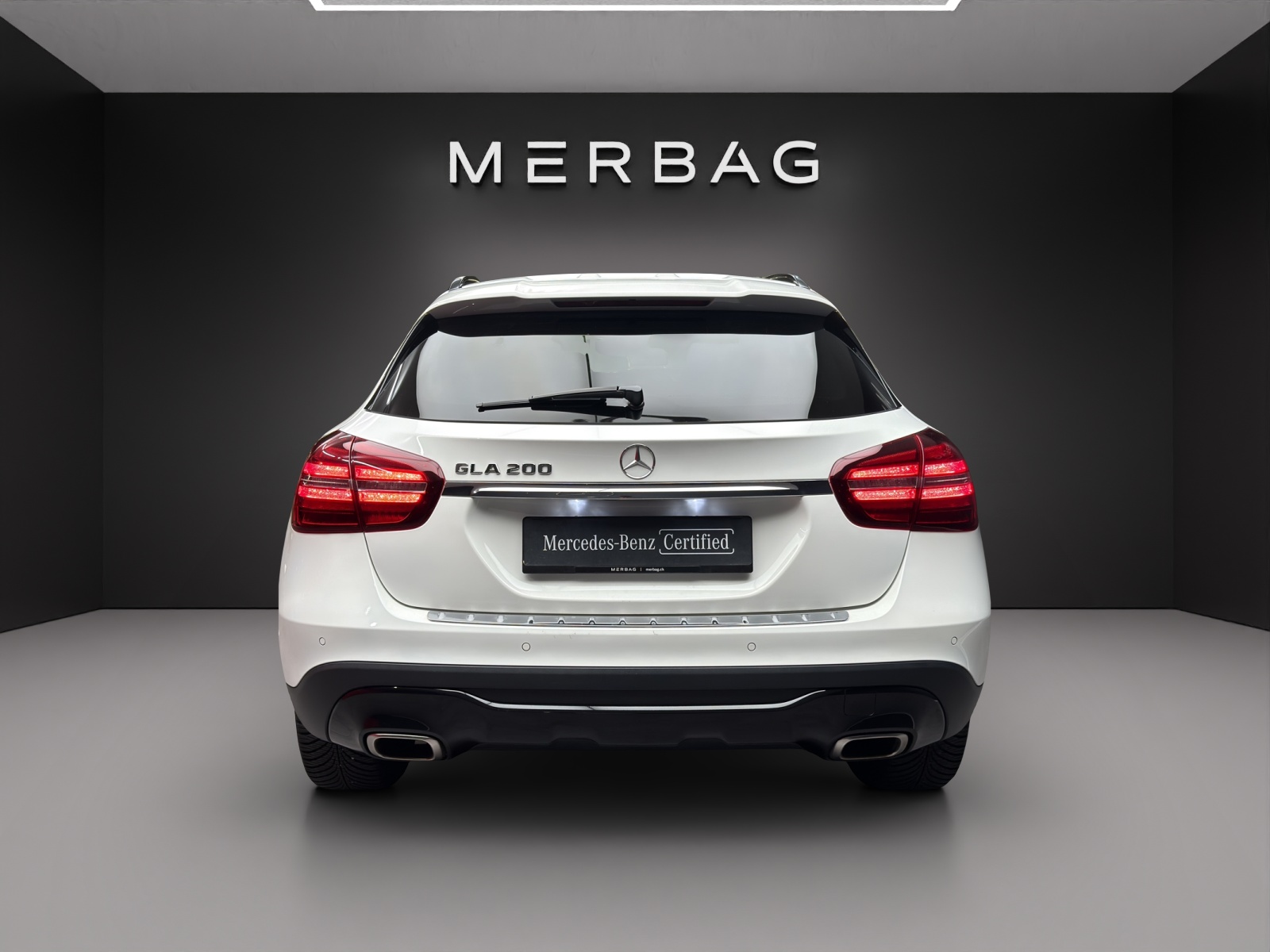 MERCEDES-BENZ GLA 200-image-4