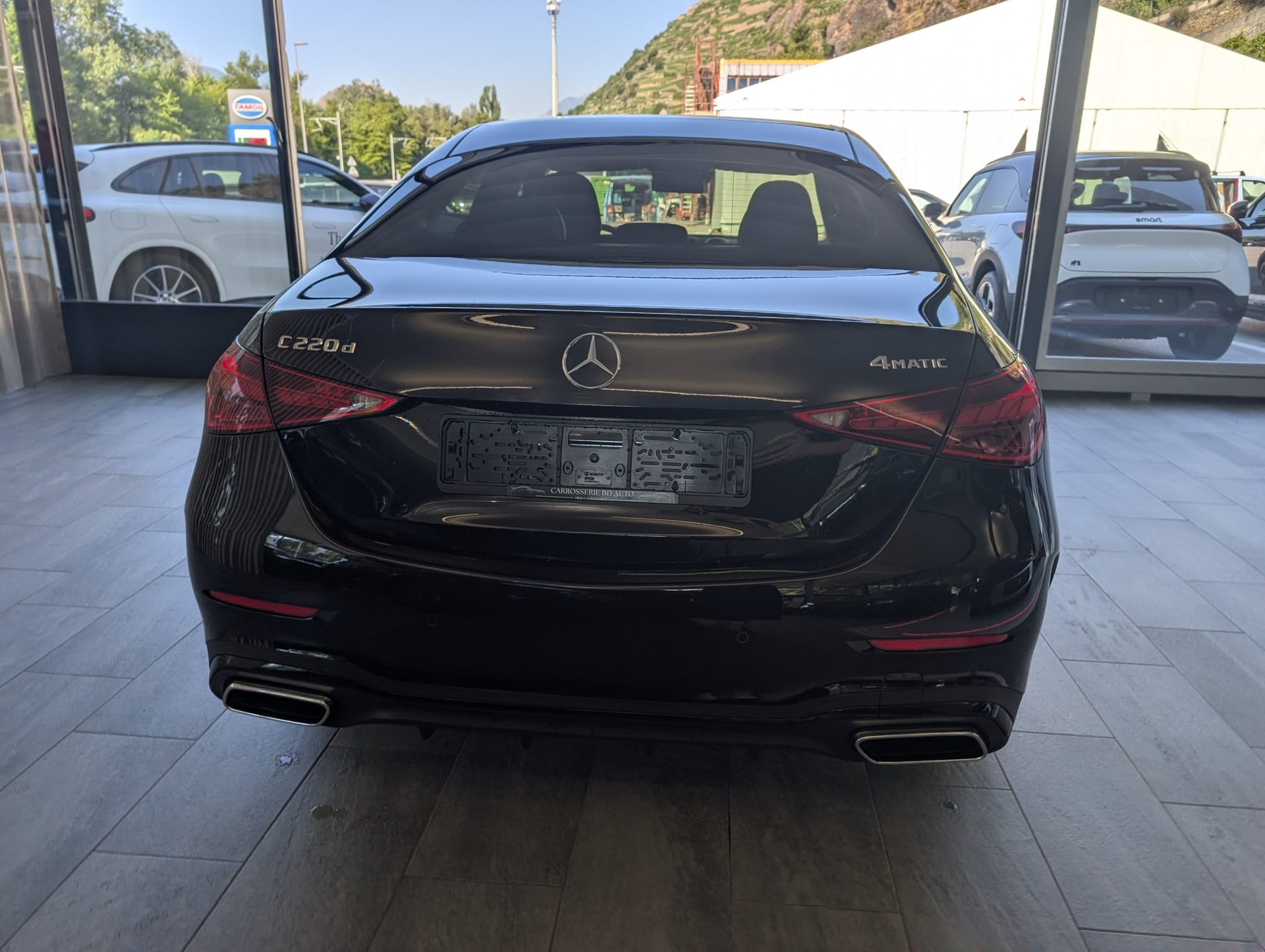 MERCEDES-BENZ C 220 d Swiss Star AMG Line 4matic-image-4