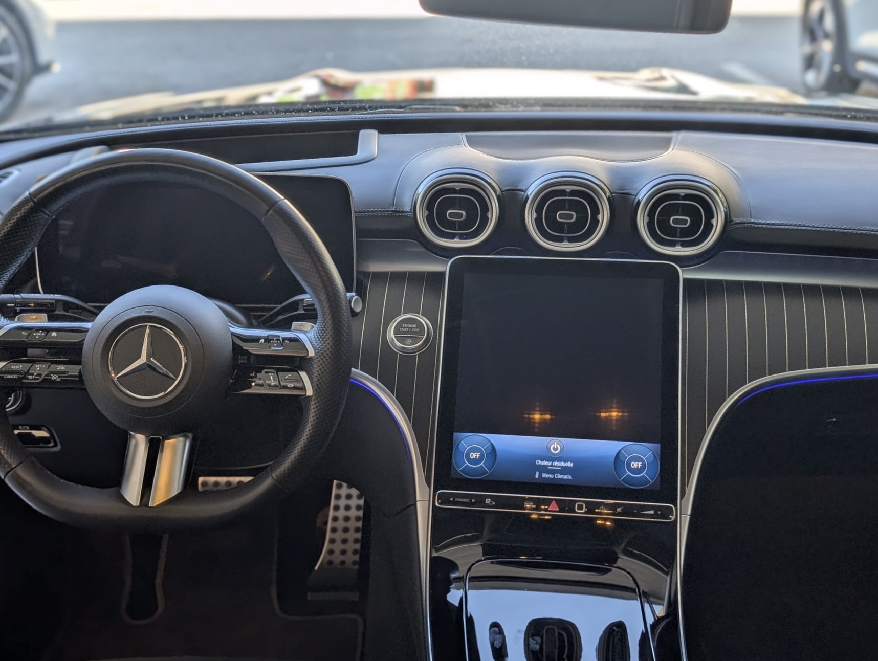 MERCEDES-BENZ C 220 d Swiss Star AMG Line 4matic-image-9
