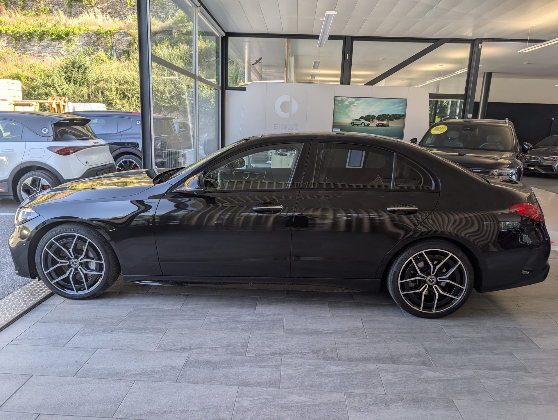 MERCEDES-BENZ C 220 d Swiss Star AMG Line 4matic-image-1