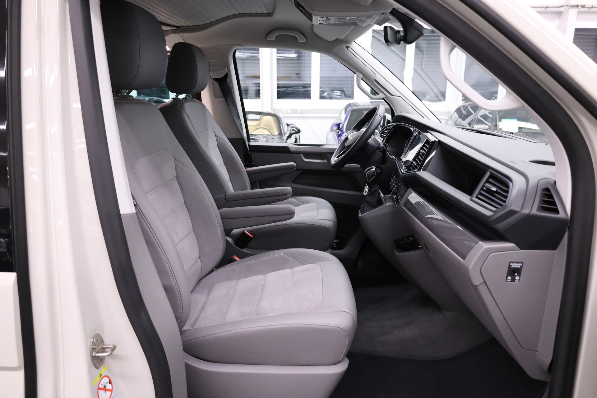VW T6.1 California 3000 2.0 TDI 204 Ocean DSG 4m-image-20