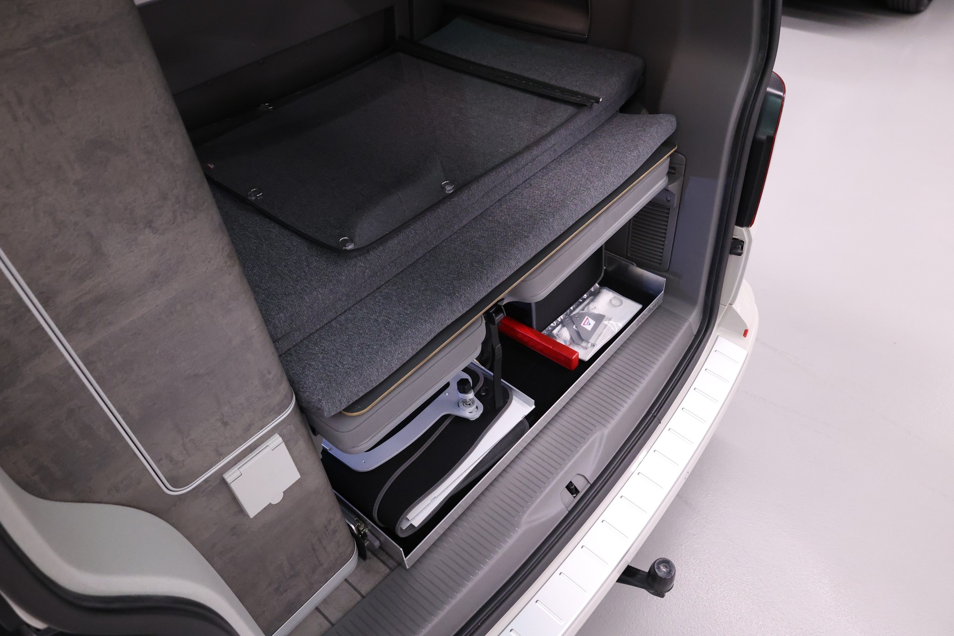 VW T6.1 California 3000 2.0 TDI 204 Ocean DSG 4m-image-30