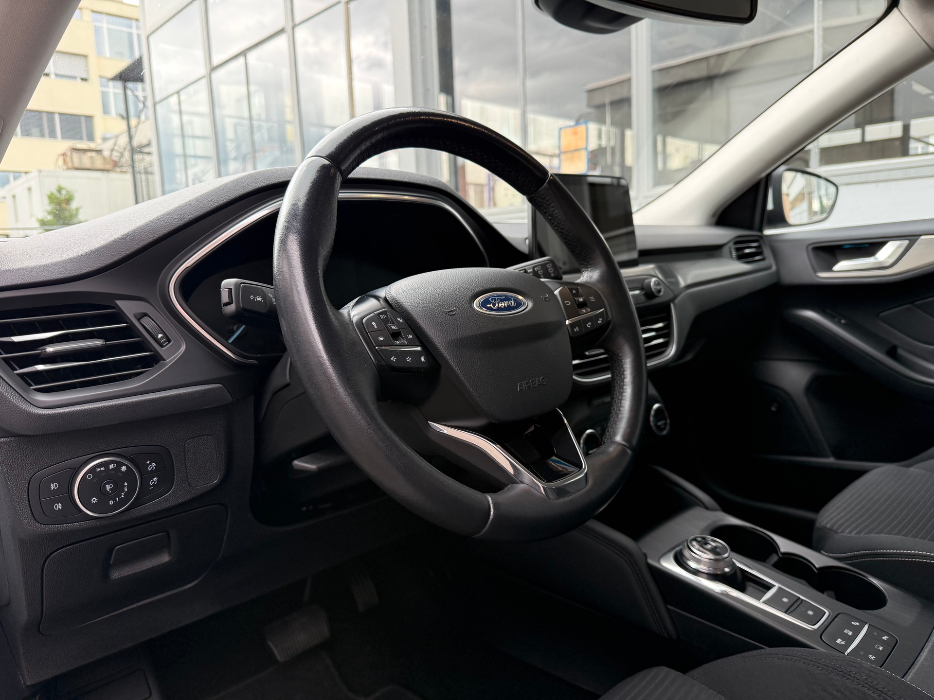 FORD Focus 1.5 TDCi Titanium Automatic *Aus erster Hand-image-7