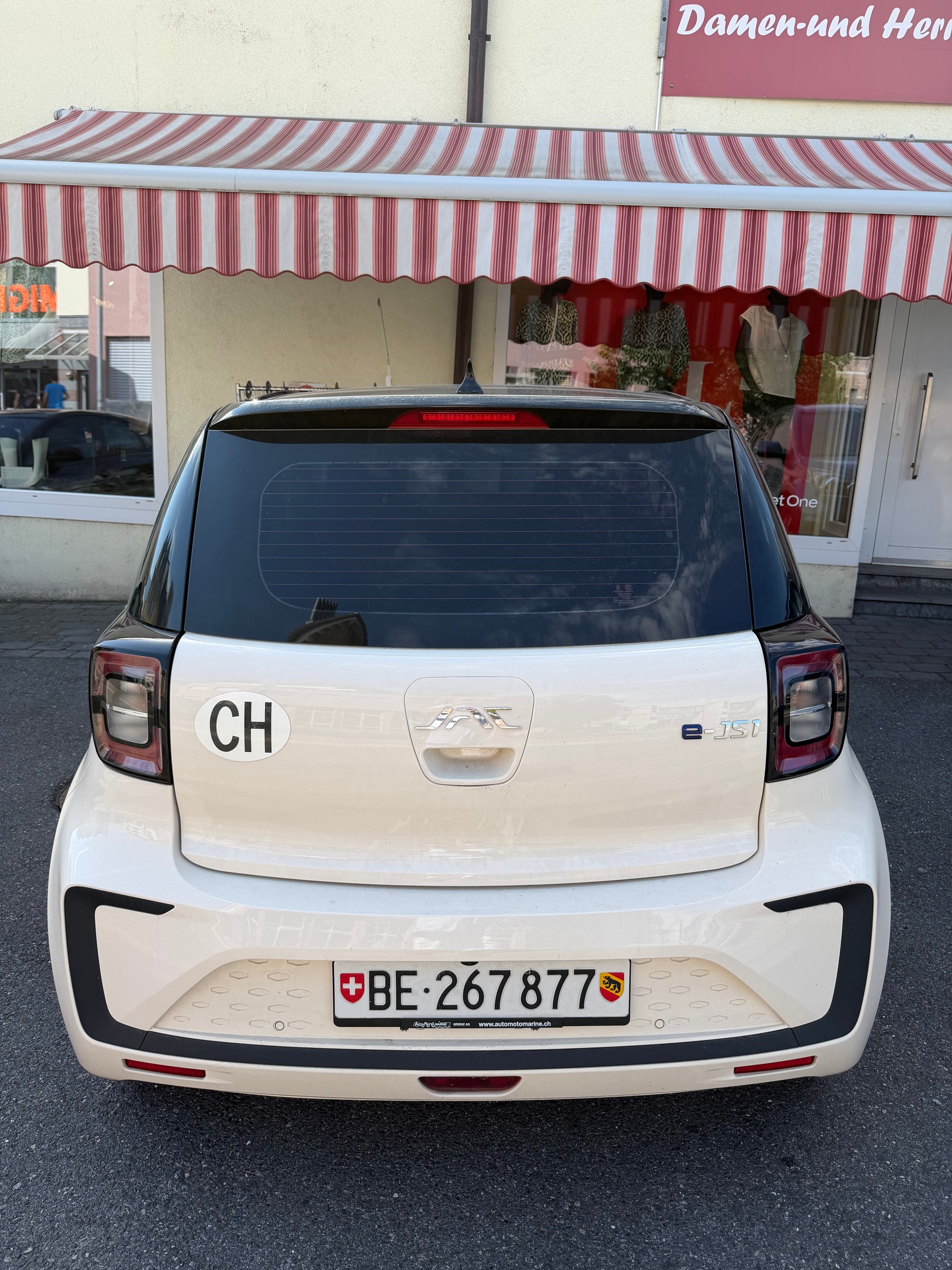 JAC e-JS1-image-2