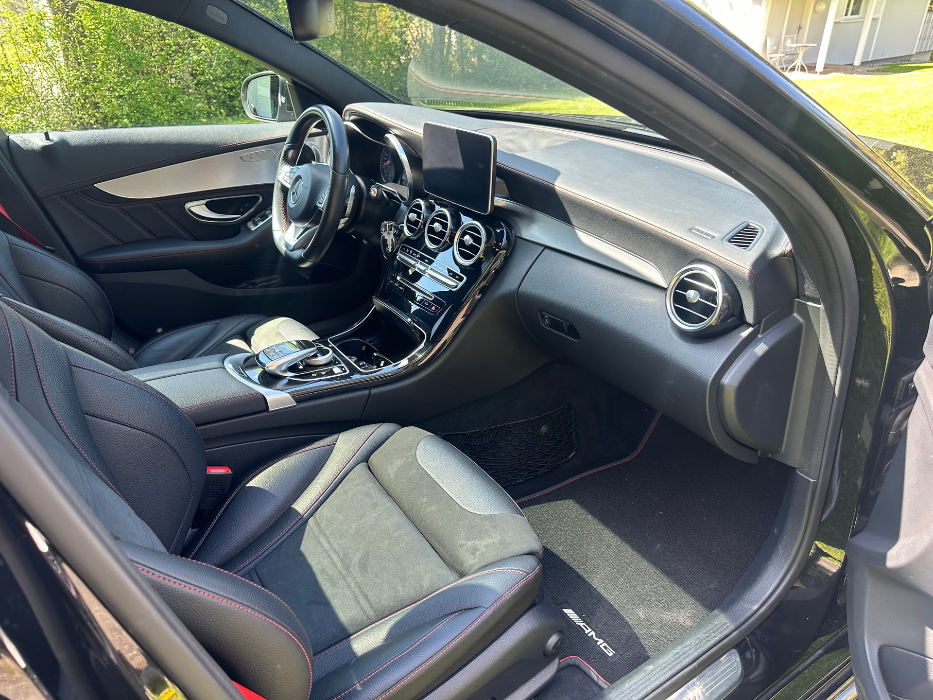 MERCEDES-BENZ C 450 AMG 4Matic 7G-Tronic-image-8