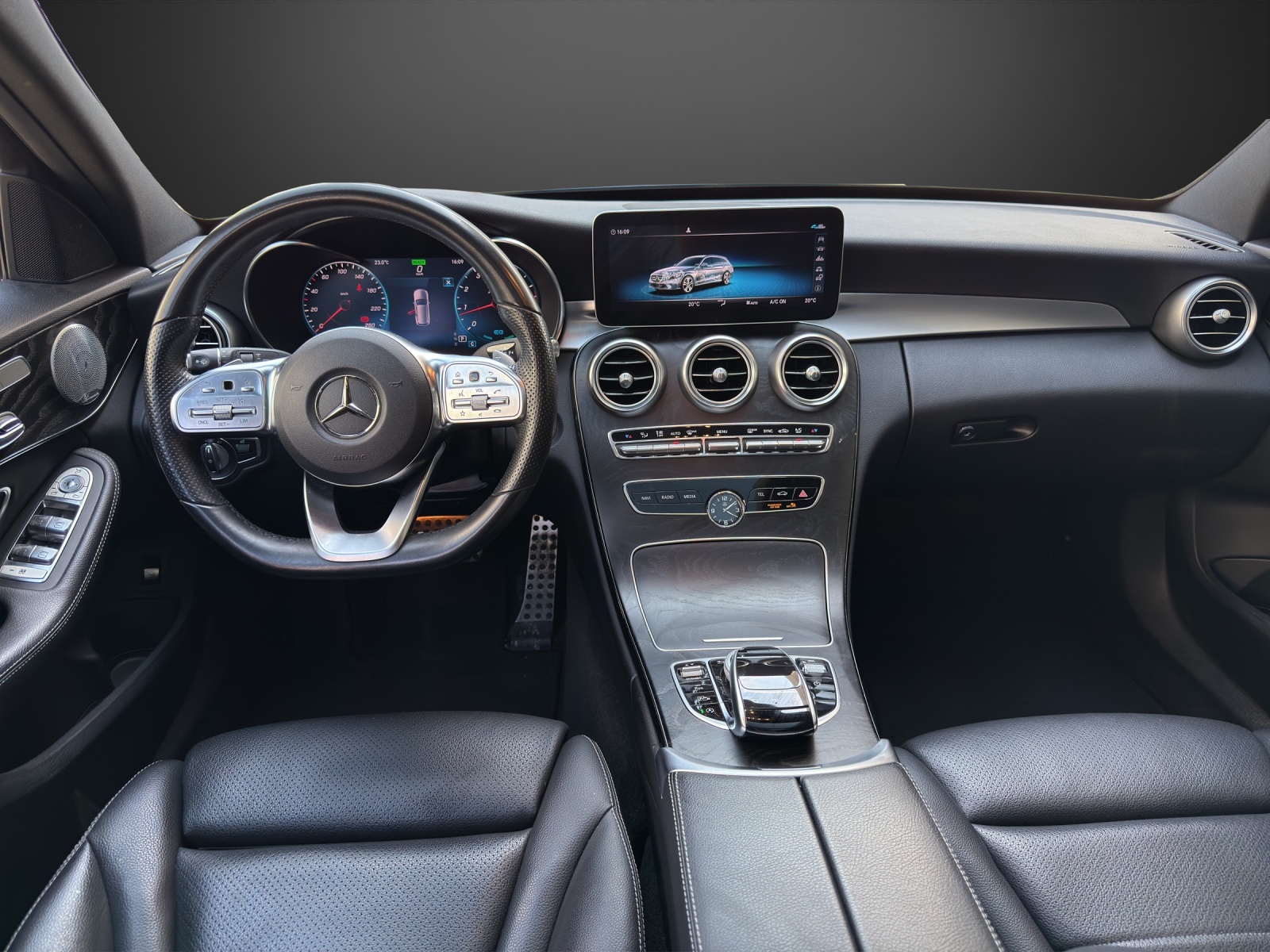 MERCEDES-BENZ C 200 Swiss Star AMG Line 4M 9G-Tronic-image-9