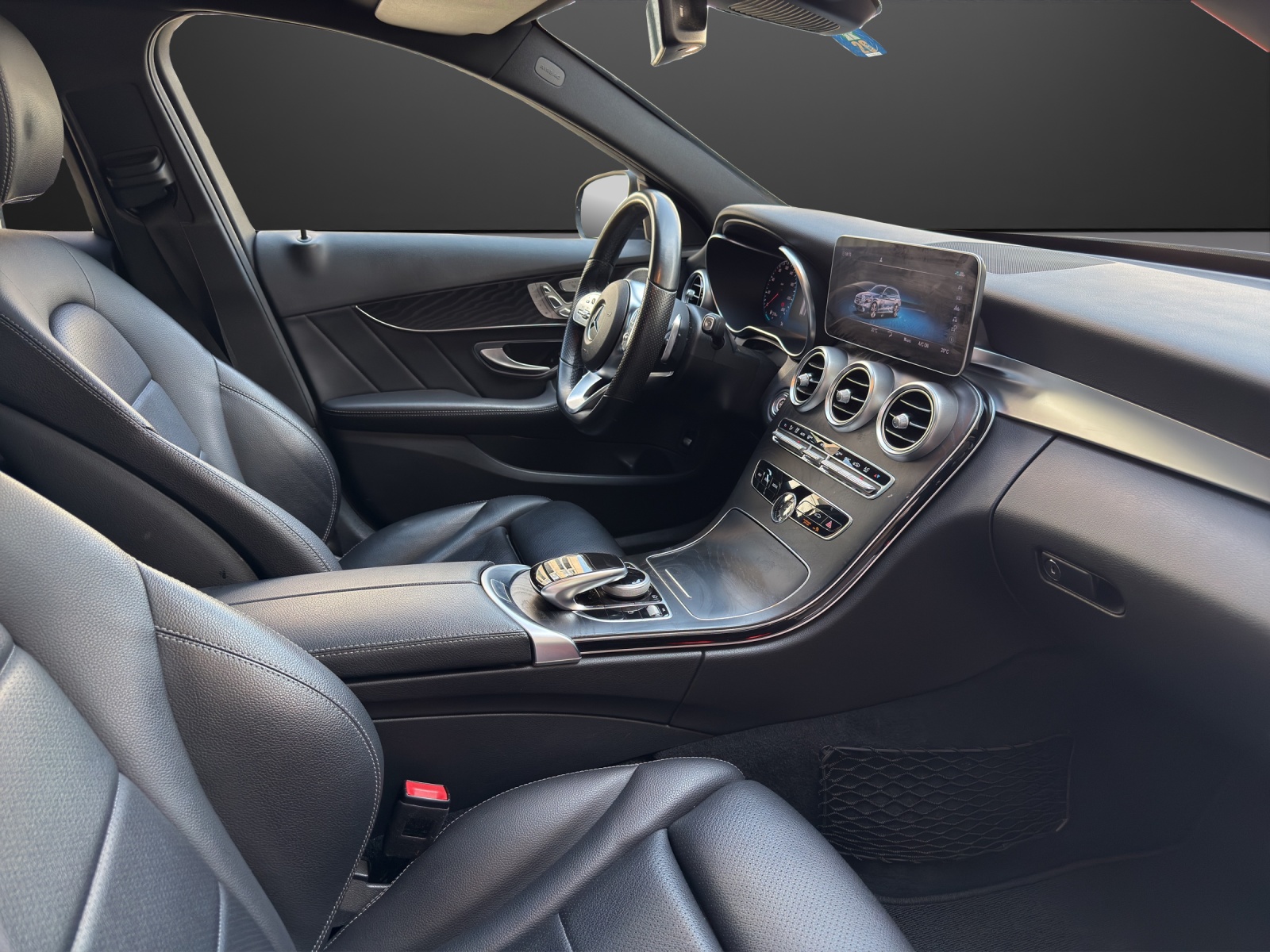 MERCEDES-BENZ C 200 Swiss Star AMG Line 4M 9G-Tronic-image-10