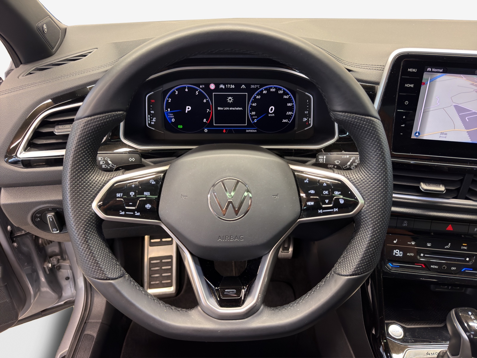 VW T-Roc 2.0 TSI R-Line DSG 4Motion-image-9