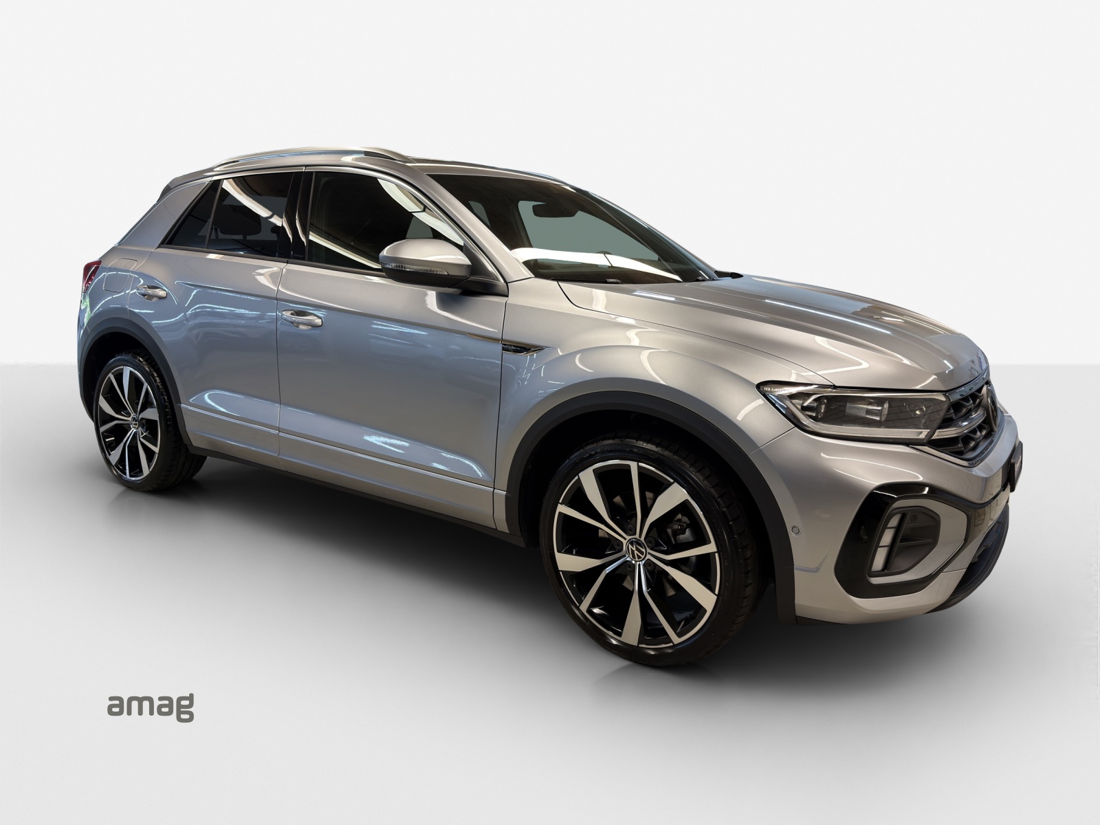 VW T-Roc 2.0 TSI R-Line DSG 4Motion-image-5