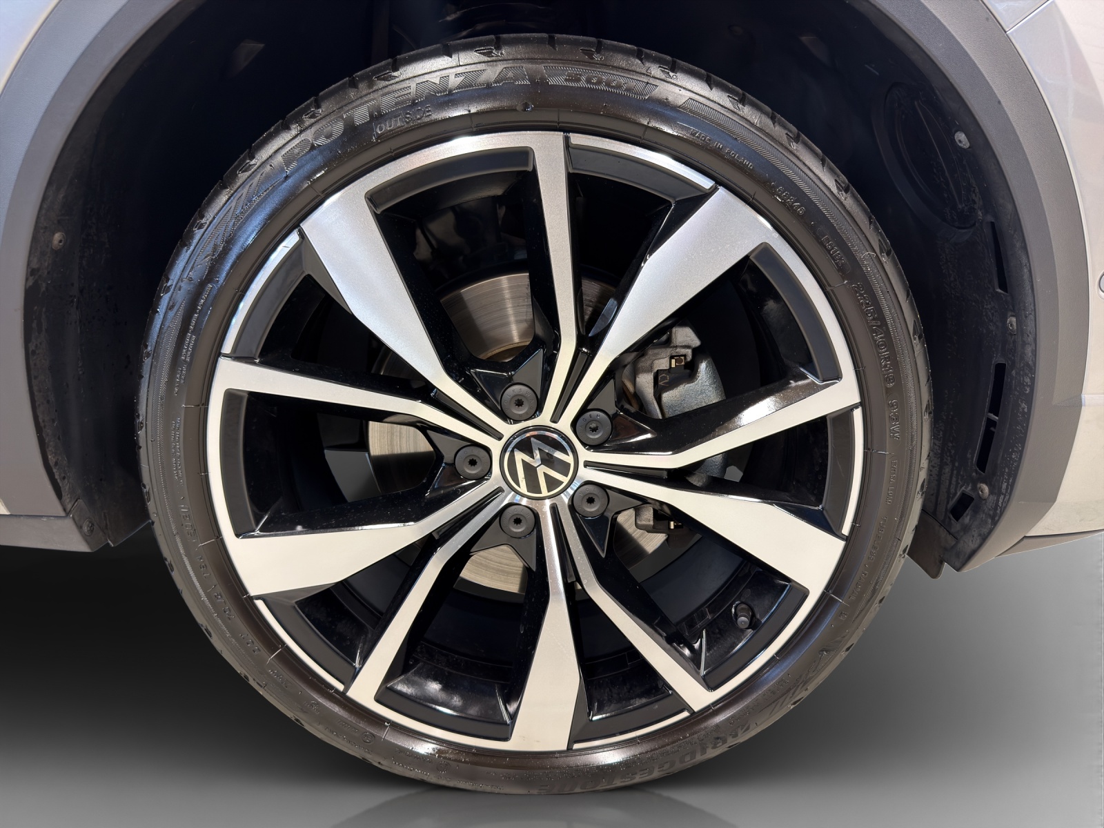 VW T-Roc 2.0 TSI R-Line DSG 4Motion-image-15