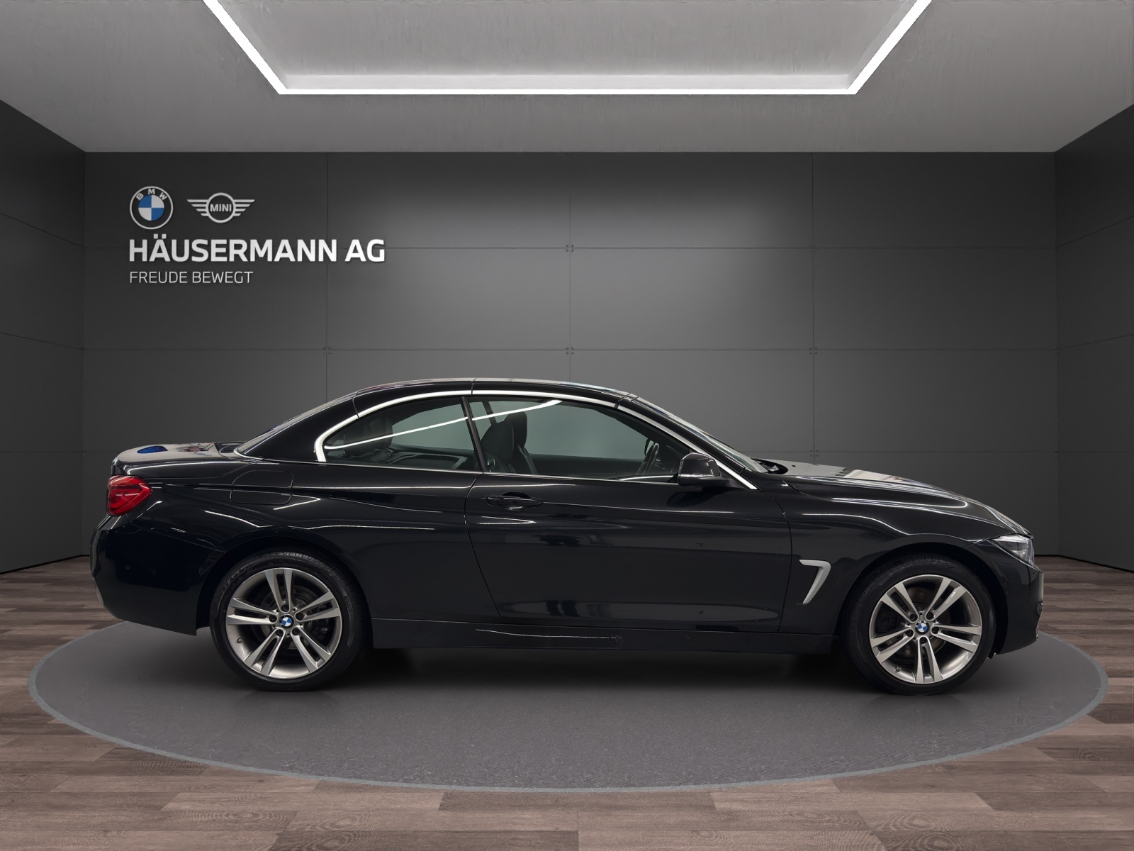BMW 430i xDrive Cabrio Sport Line-image-3