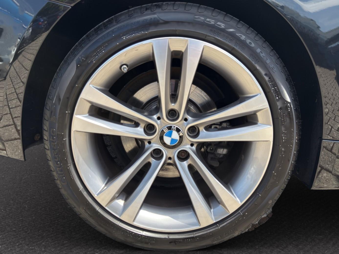 BMW 430i xDrive Cabrio Sport Line-image-10