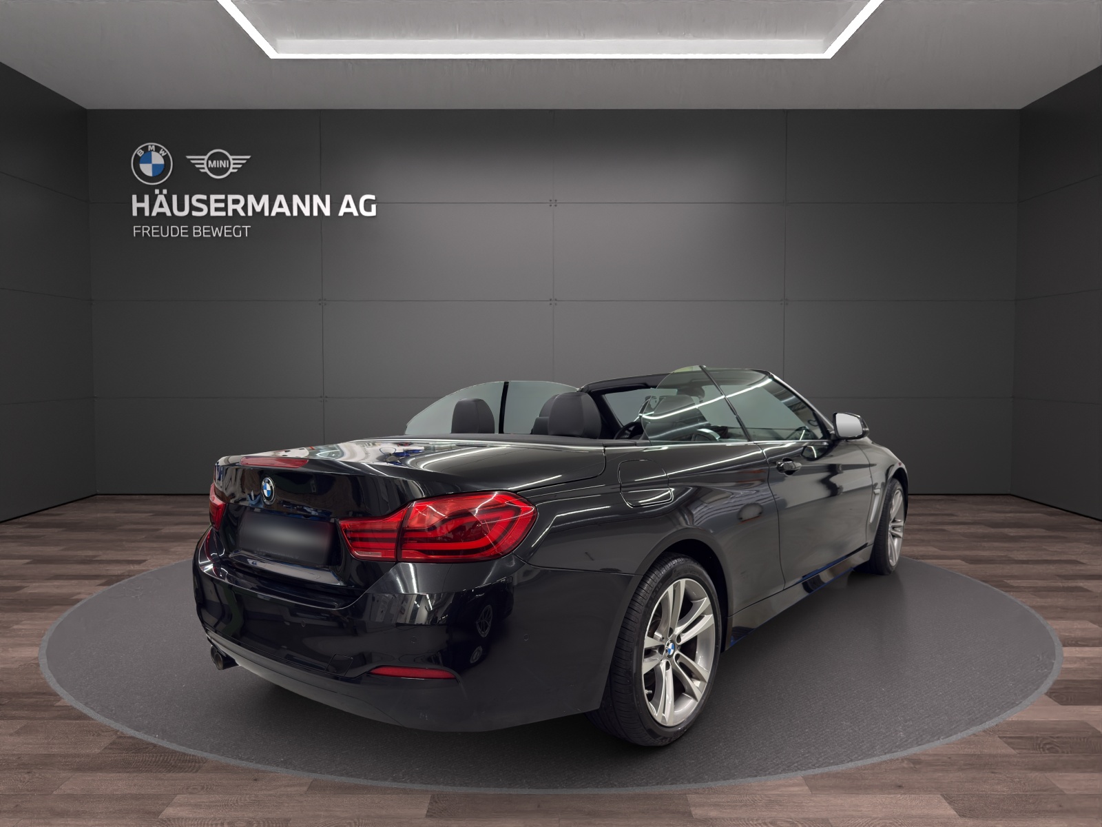 BMW 430i xDrive Cabrio Sport Line-image-4