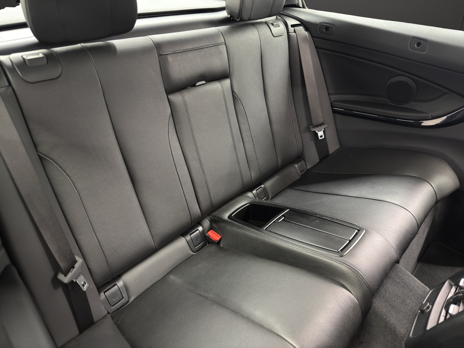 BMW 430i xDrive Cabrio Sport Line-image-18