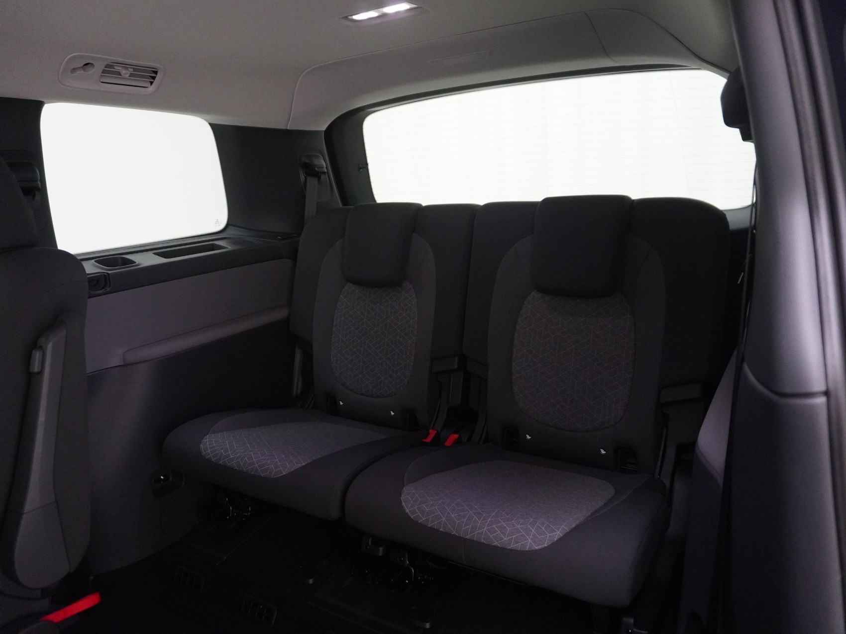 VW ID.Buzz 91kWh Pro - langer Radstand-image-6
