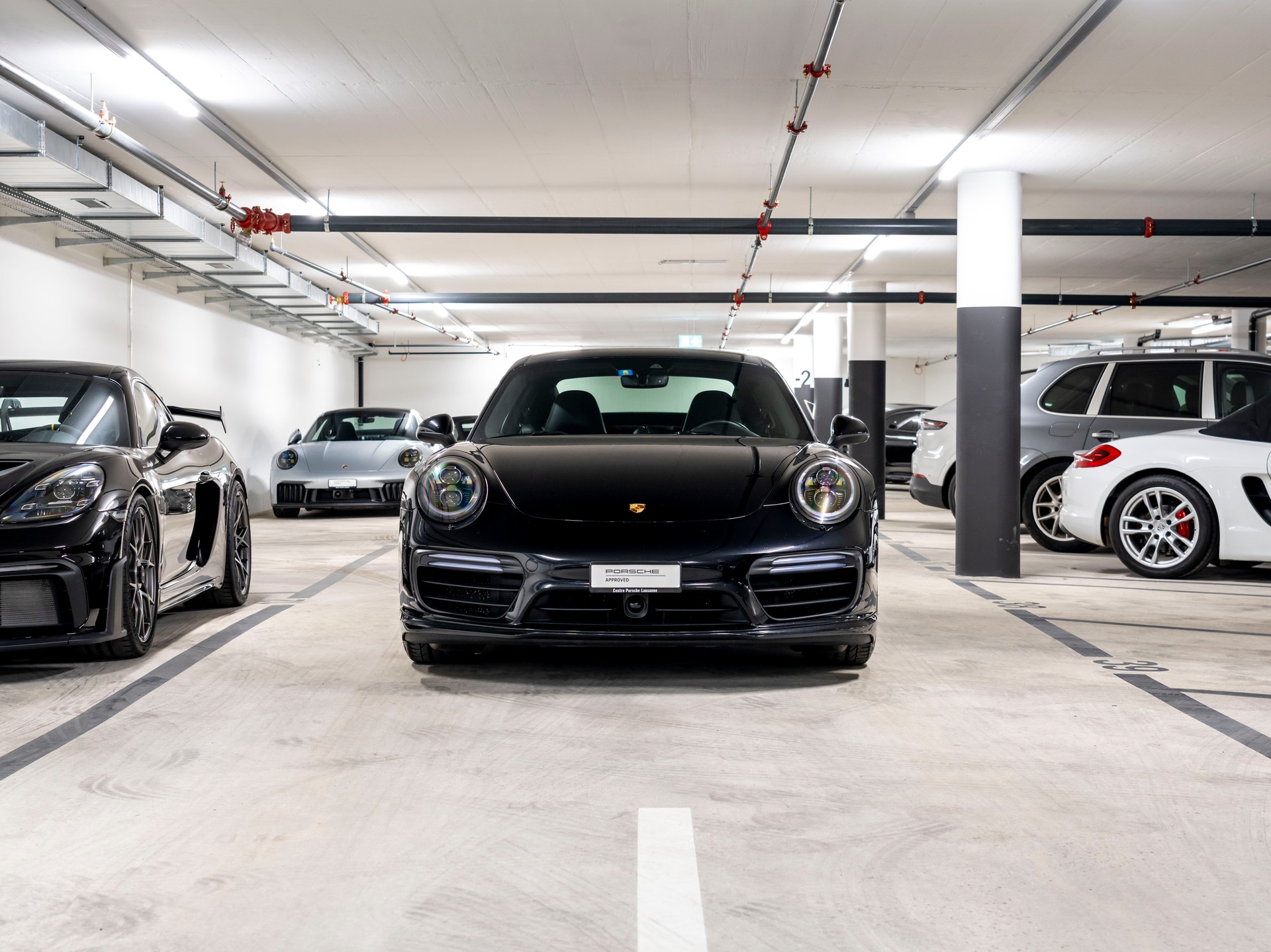 PORSCHE 911 Turbo S PDK-image-3