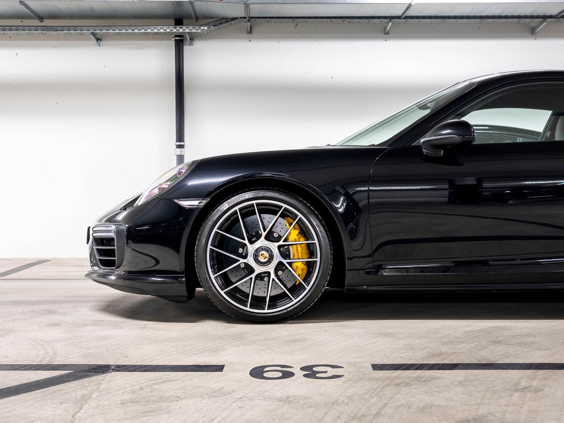 PORSCHE 911 Turbo S PDK-image-5