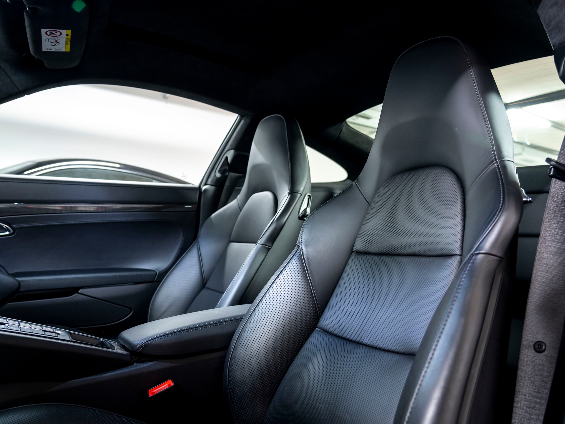 PORSCHE 911 Turbo S PDK-image-15