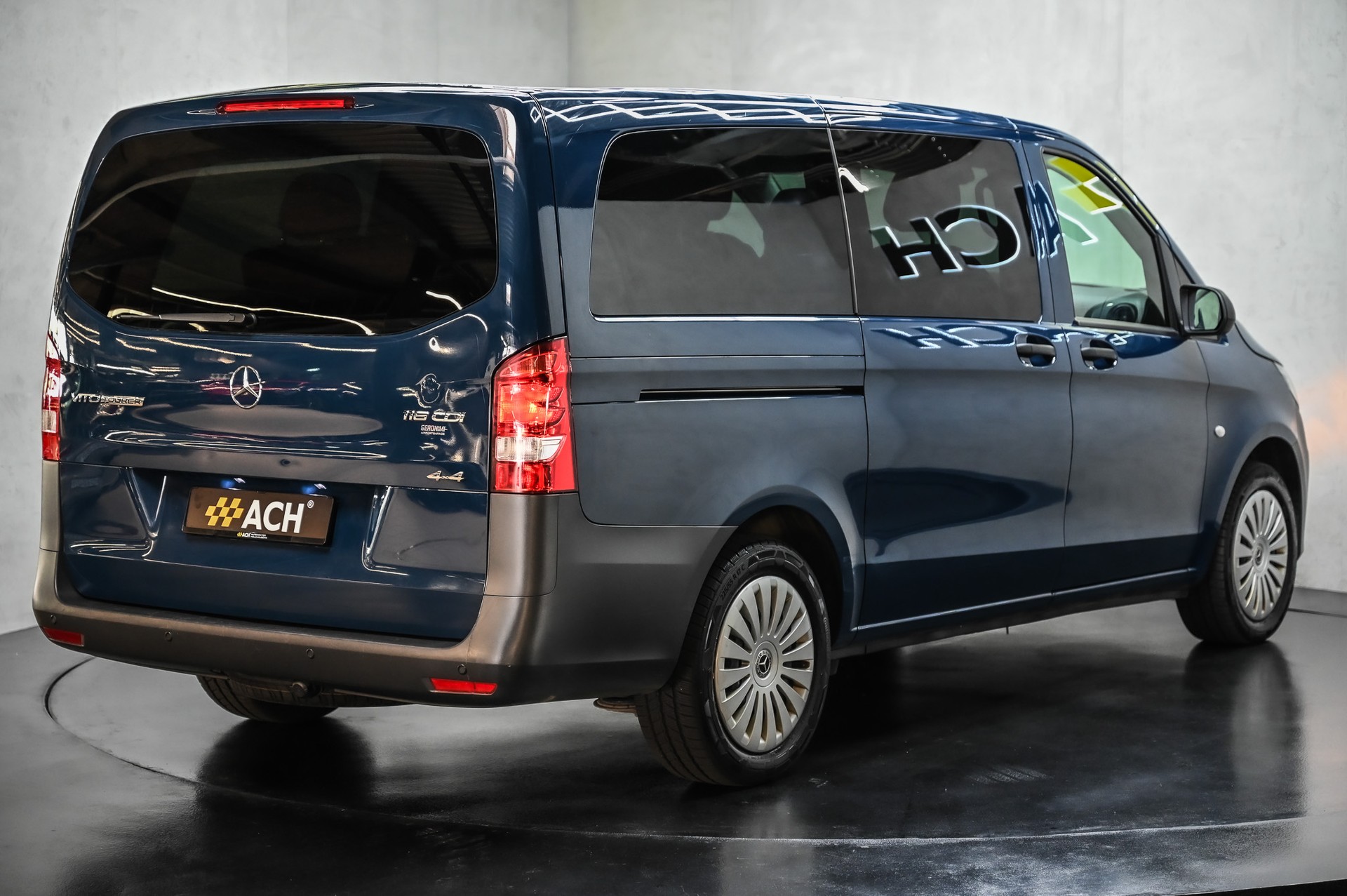 MERCEDES-BENZ Vito 116 Kombi Lang 2.0 CDI Pro-image-8