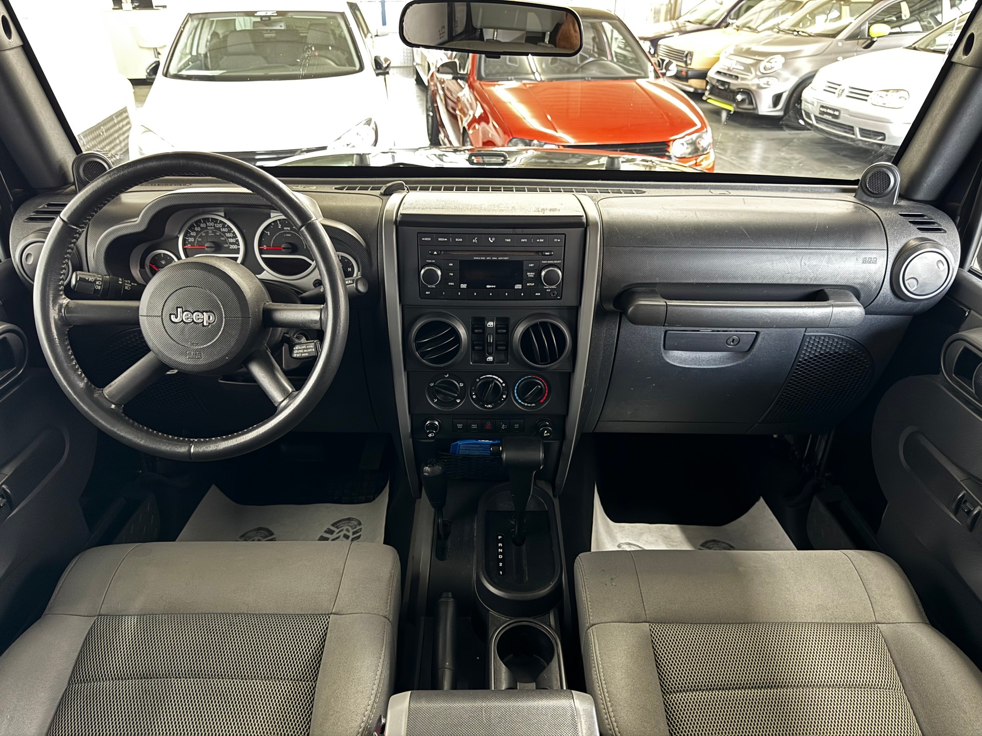JEEP Wrangler 2.8CRD Unlimited Sport Automatic-image-14