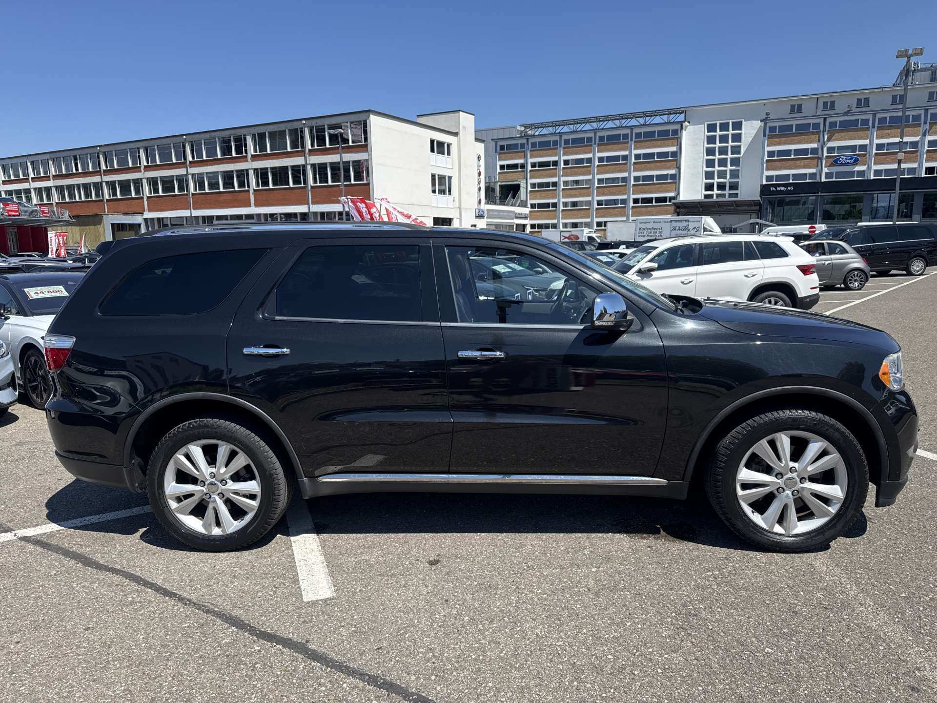 DODGE Durango 3.6 Crew 294PS 7-Plätzer AWD Automat Frisch ab MFK-image-10