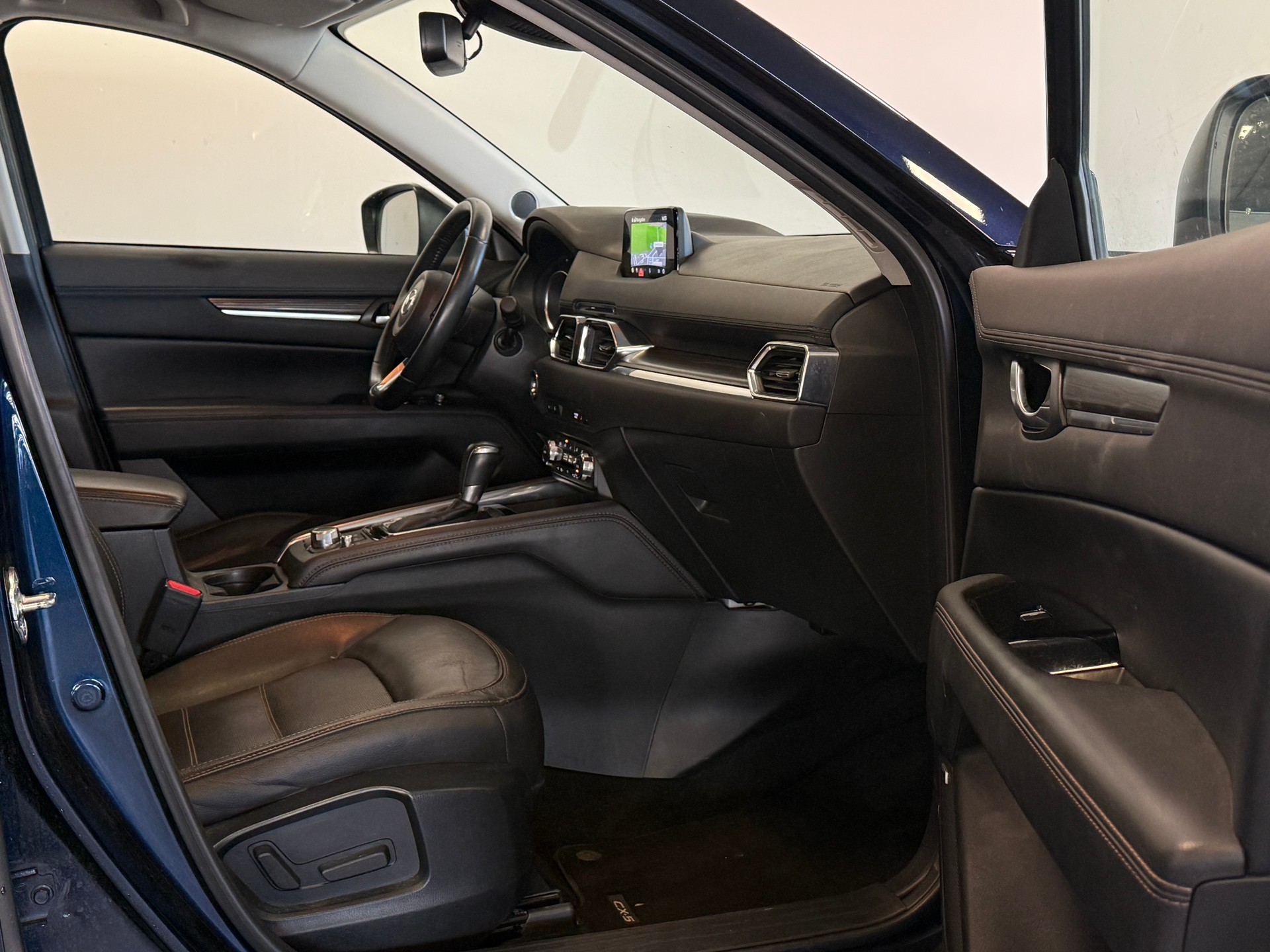 MAZDA CX-5 SKYACTIV-G 194 Revolution AWD Automat-image-11