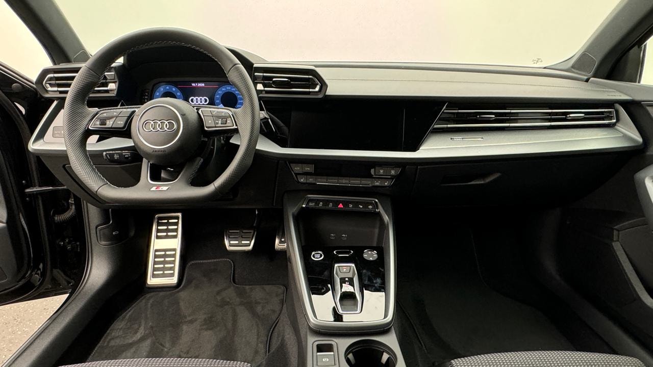 AUDI A3 Sportback TFSI 110 kW S line S tronic-image-5