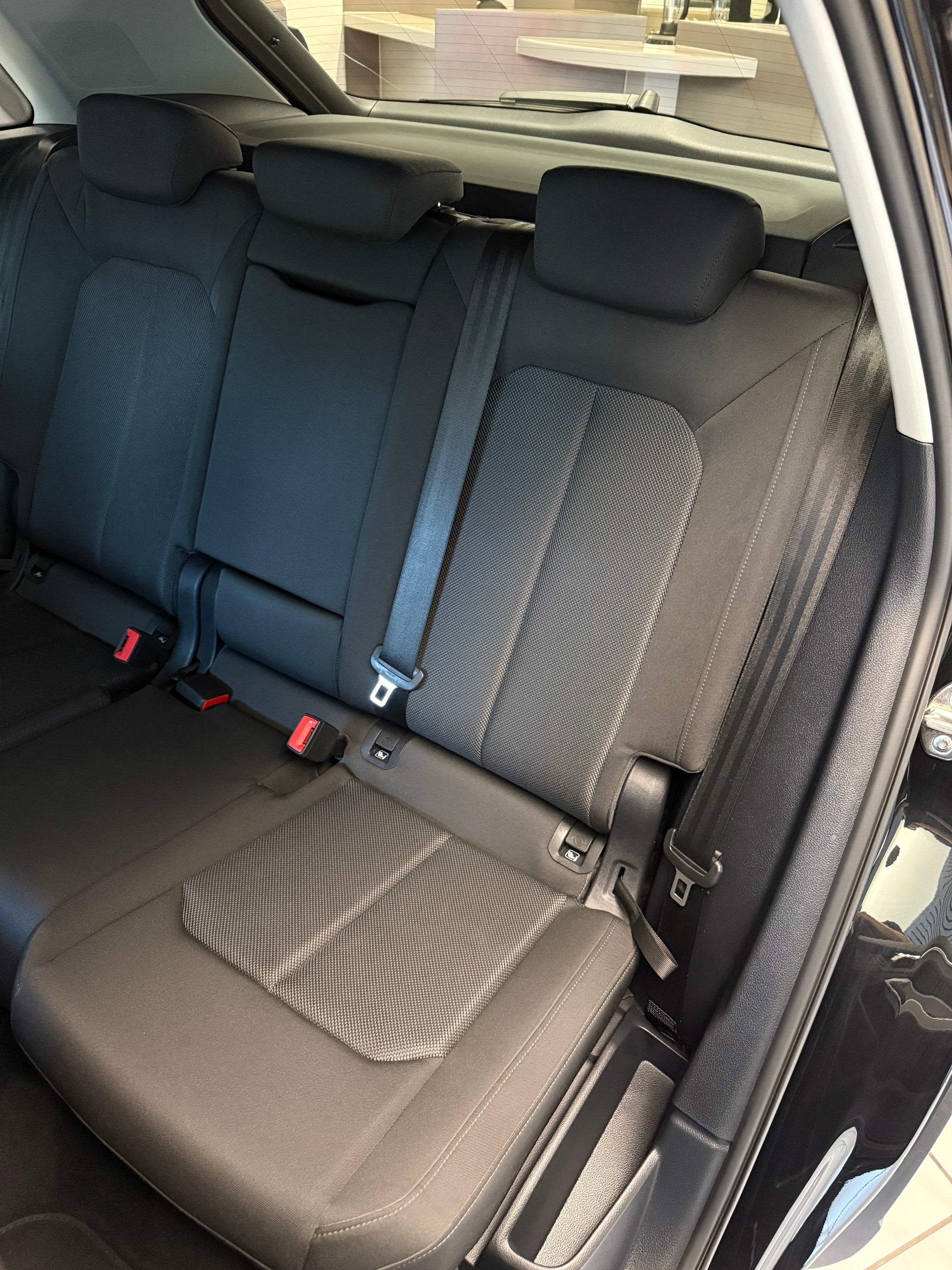 AUDI Q3 45 TFSI e Attraction S-tronic SoH 93.8 %-image-7