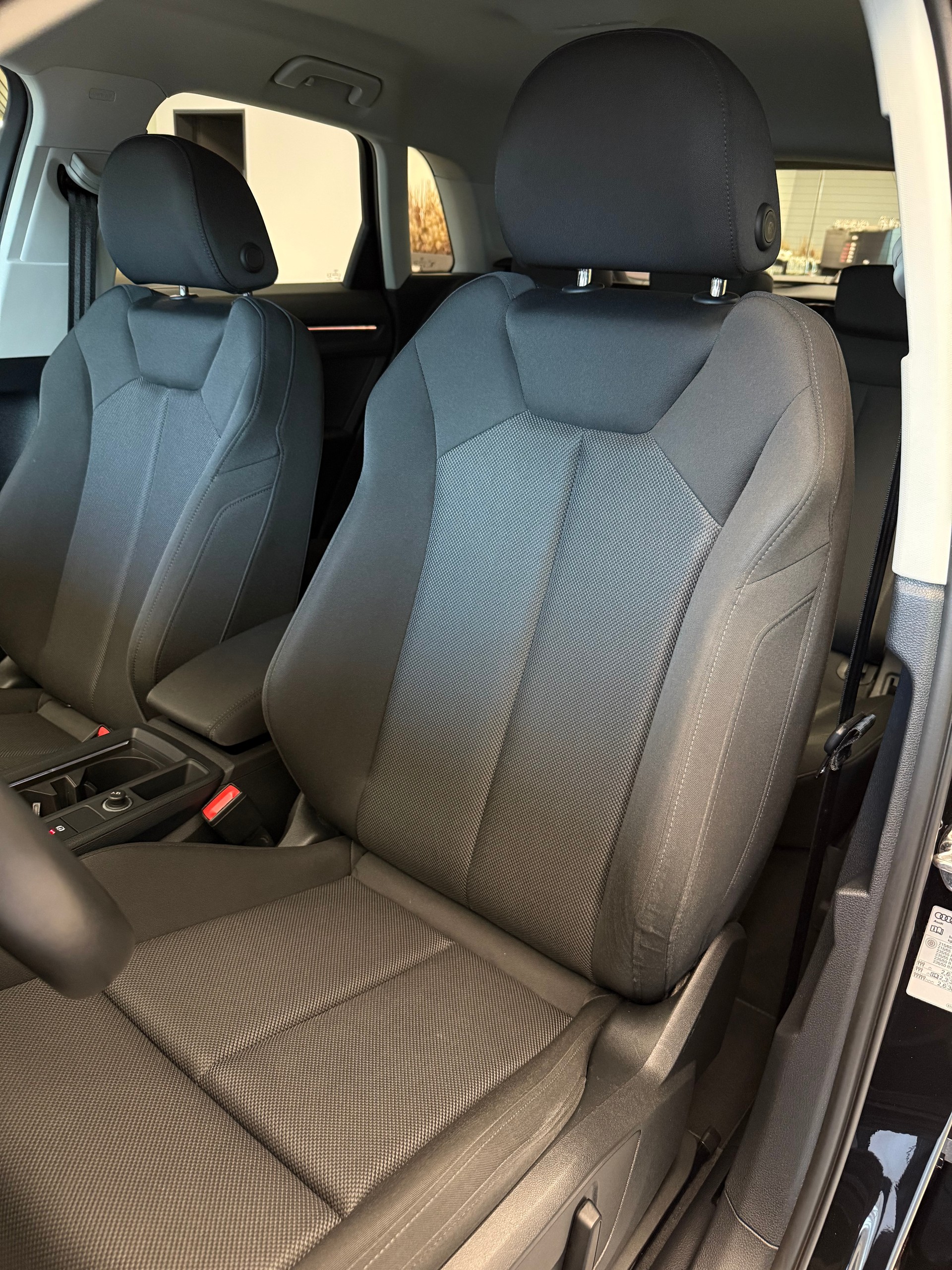 AUDI Q3 45 TFSI e Attraction S-tronic SoH 93.8 %-image-6