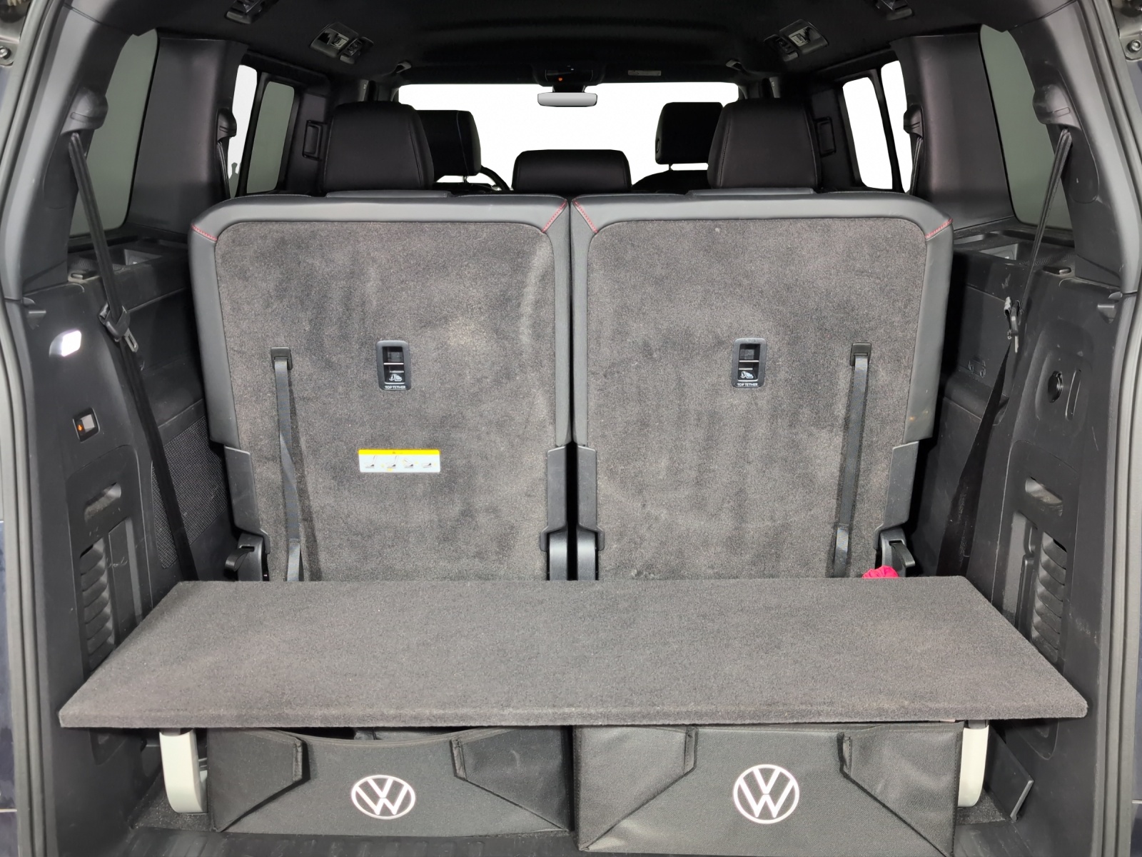 VW ID.Buzz LWB GTX 4 Motion-image-13