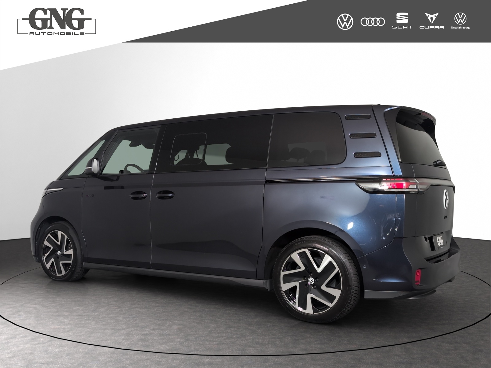 VW ID.Buzz LWB GTX 4 Motion-image-1