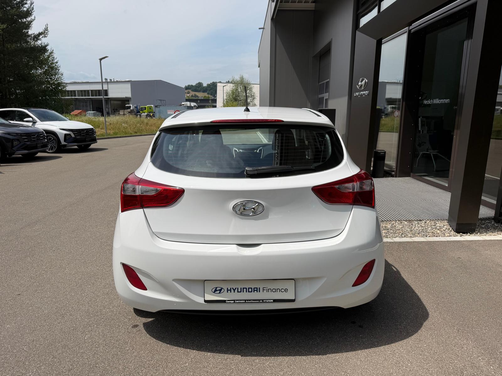 HYUNDAI i30 1.4 Pica-image-5