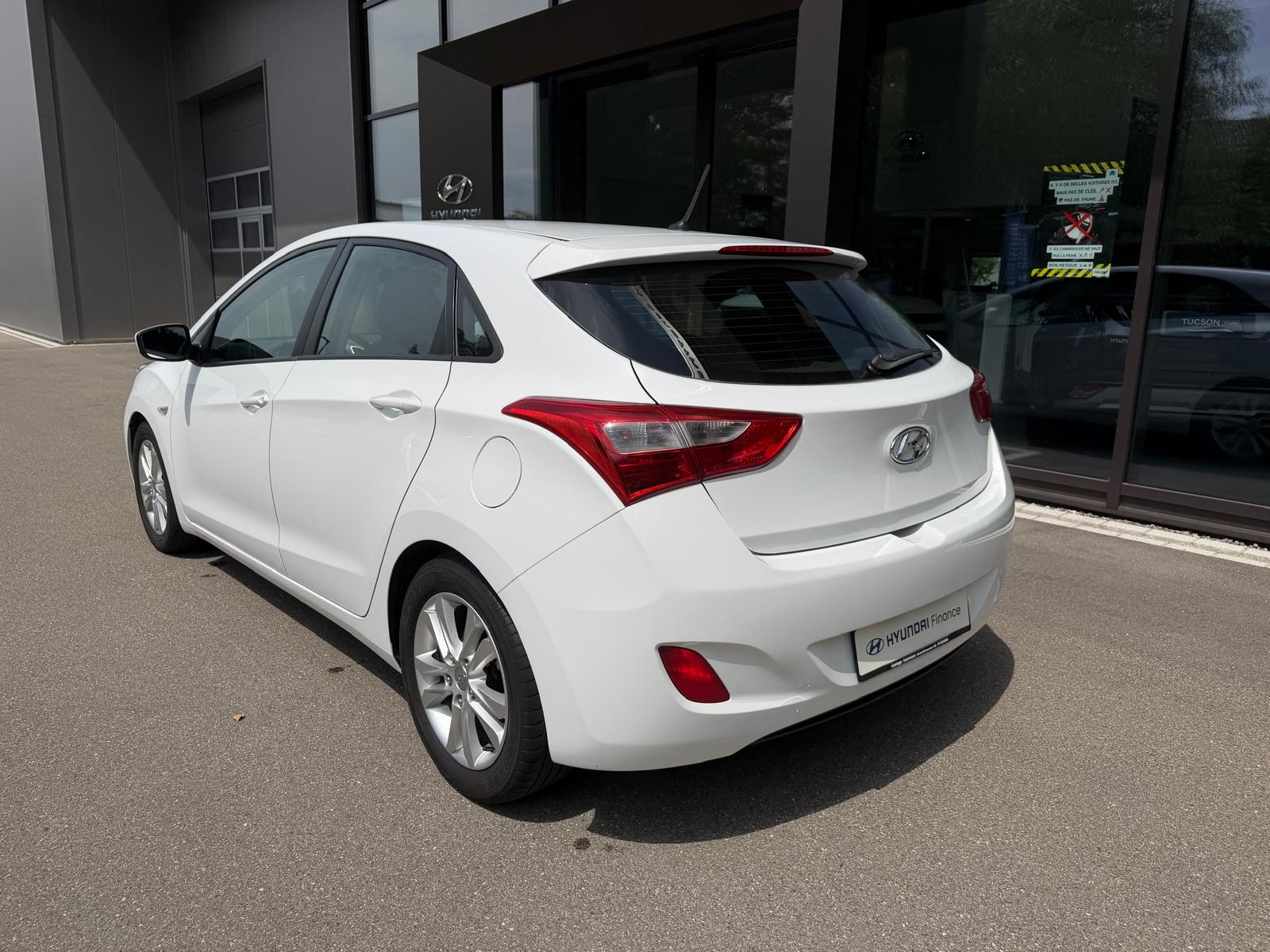 HYUNDAI i30 1.4 Pica-image-8
