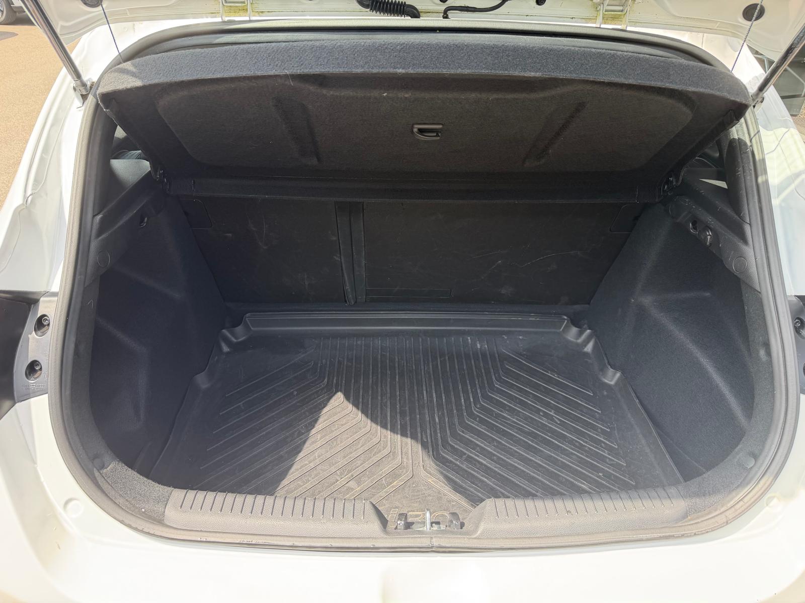 HYUNDAI i30 1.4 Pica-image-7