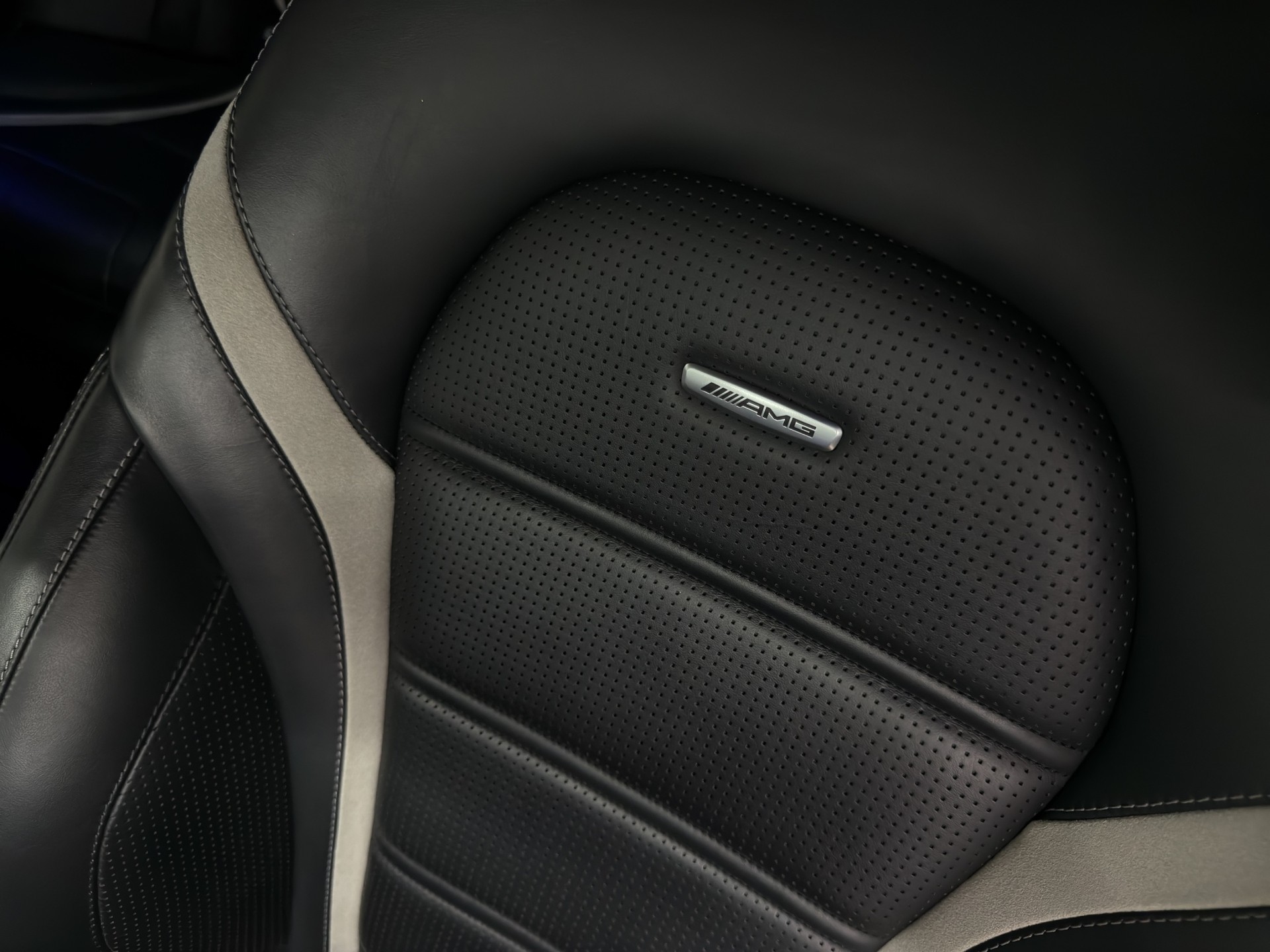 MERCEDES-BENZ C 63 S AMG Speedshift-image-27