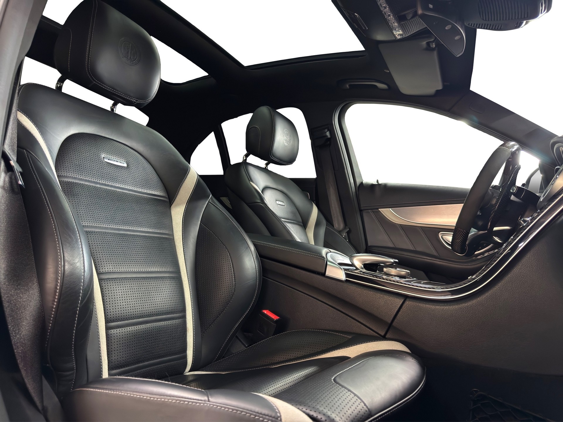 MERCEDES-BENZ C 63 S AMG Speedshift-image-14
