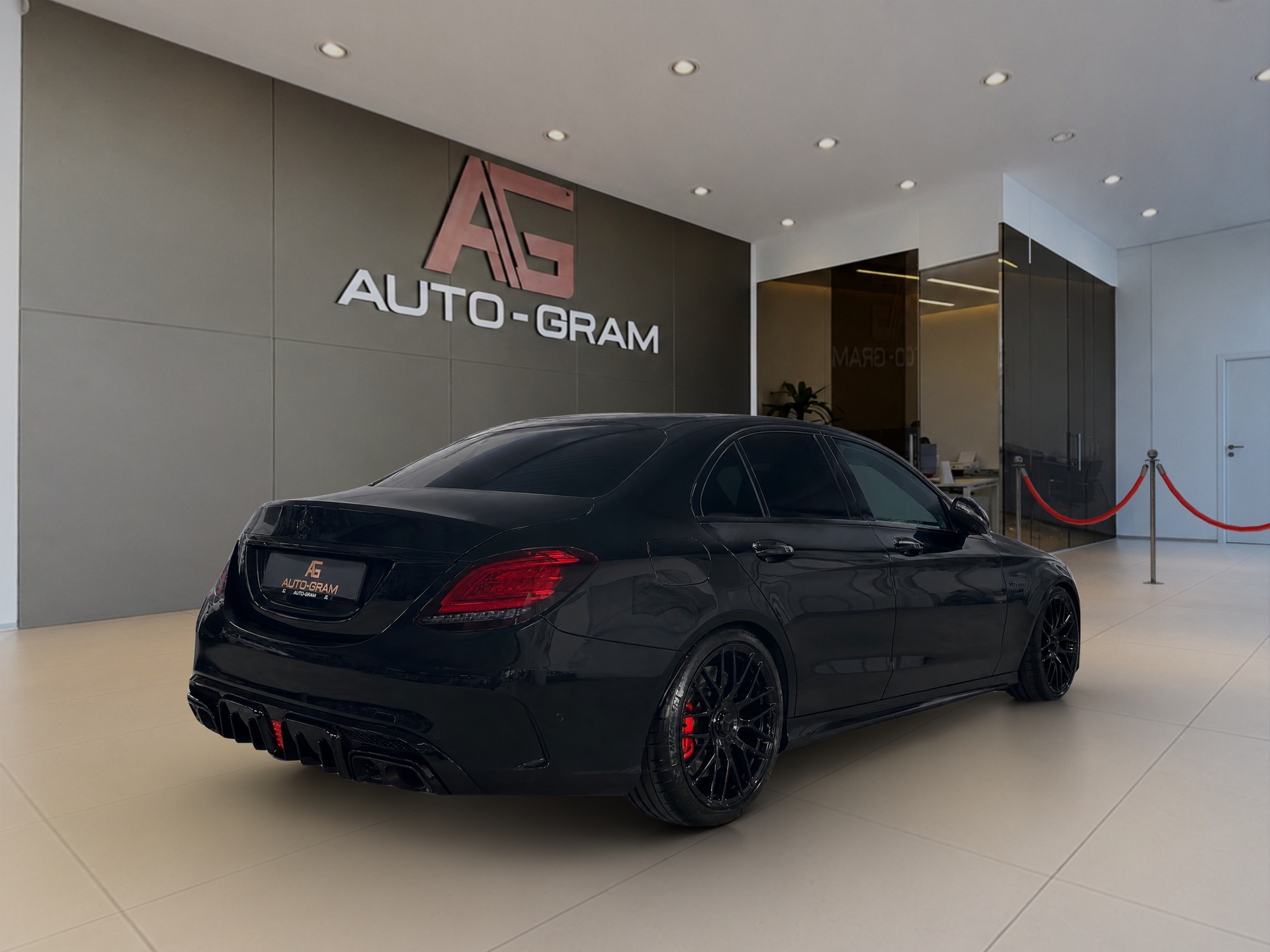 MERCEDES-BENZ C 63 S AMG Speedshift-image-4