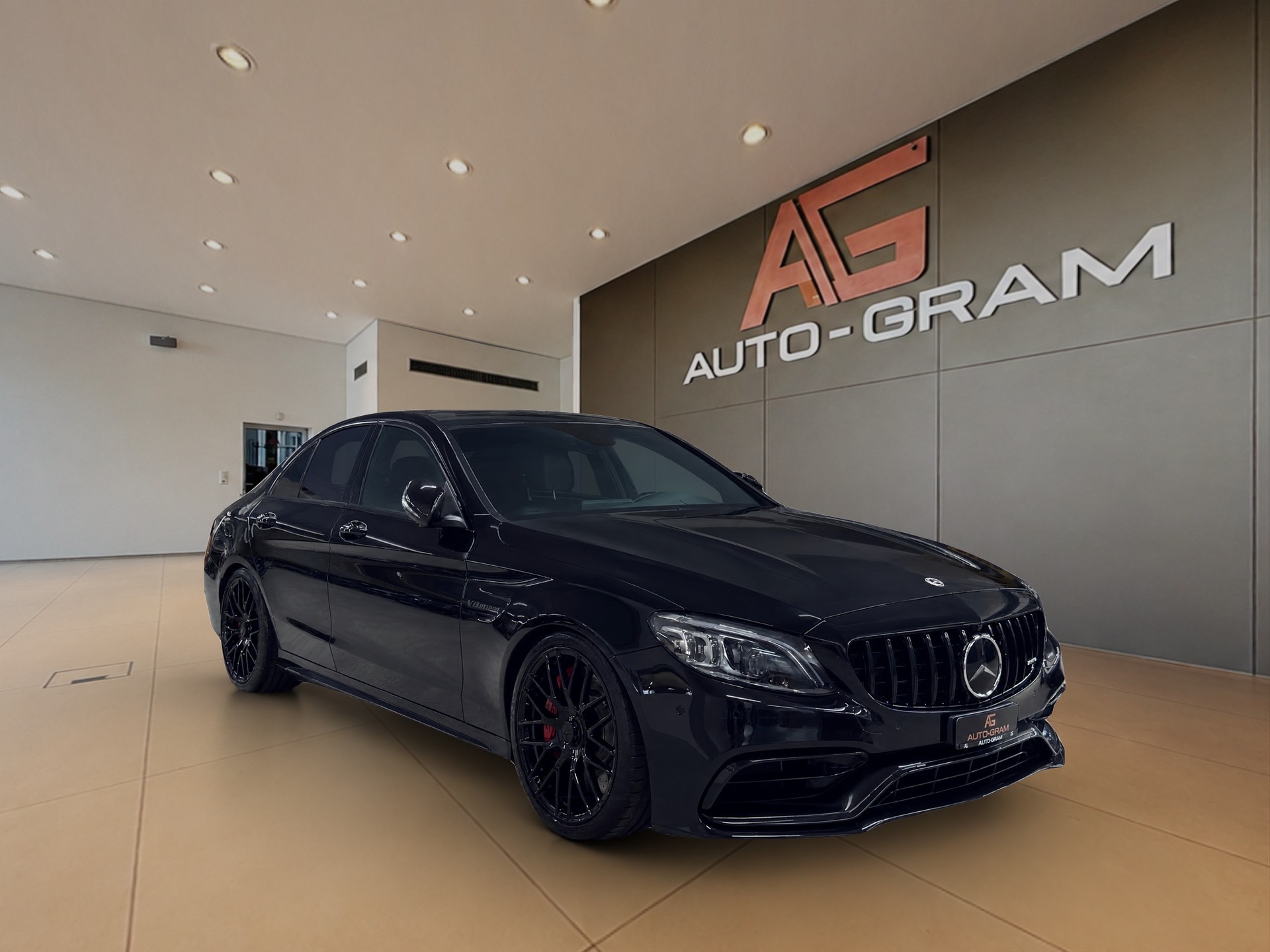 MERCEDES-BENZ C 63 S AMG Speedshift-image-6