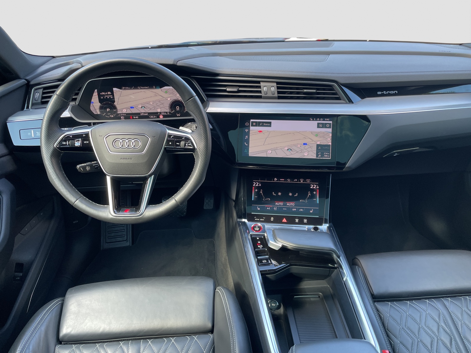 AUDI e-tron S Sportback quattro-image-8