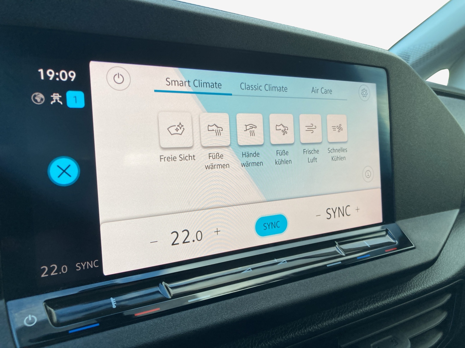 VW Caddy Cargo 2.0TDI 4Motion-image-15
